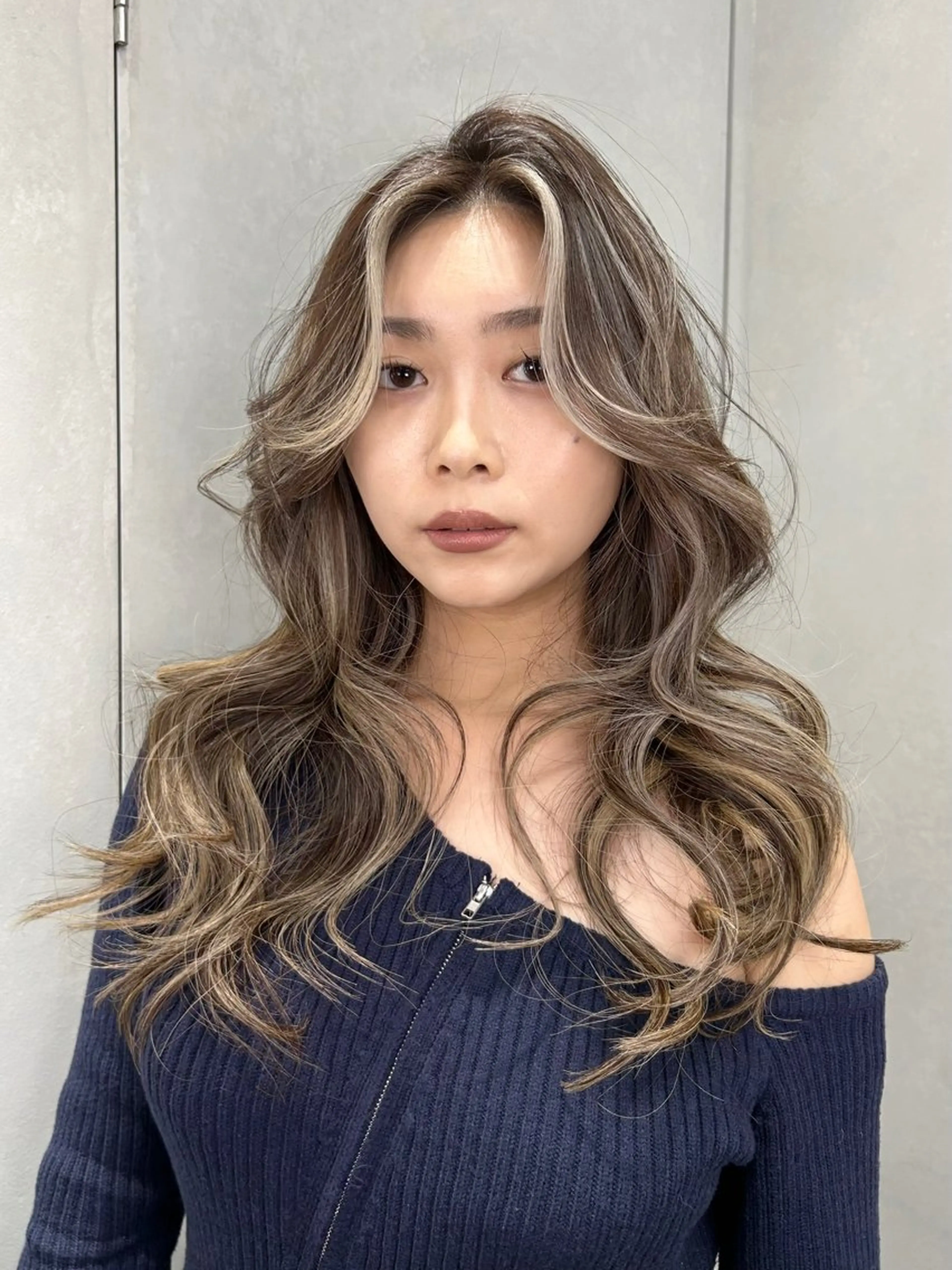 ロング カラー バレイヤージュ ハイライトカラー 外国人風カラー ハイライト レイヤーカット ヘアカラー ✨レイヤーカット 海外ヘア/原宿✨のヘアスタイル