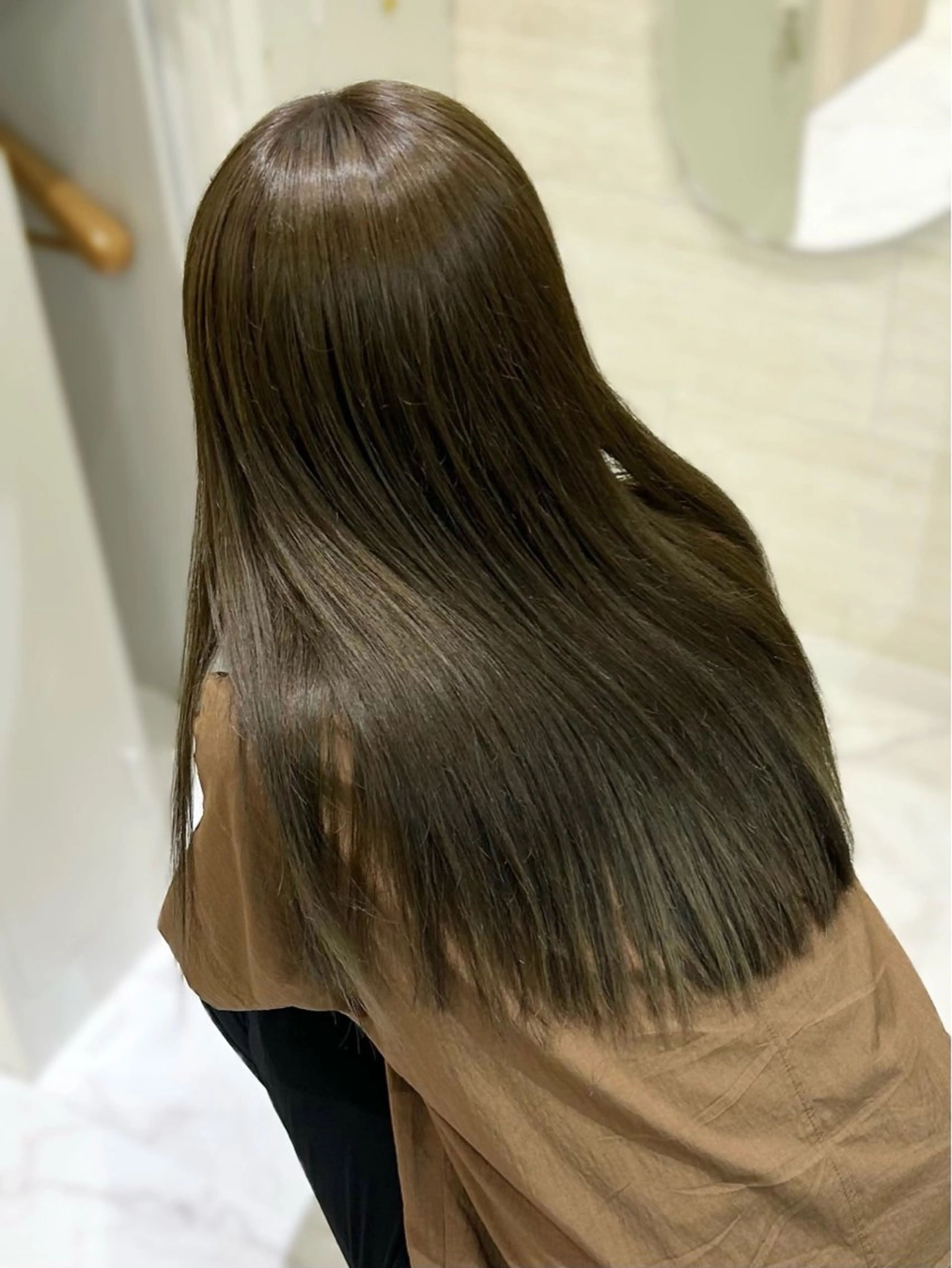 ロング カラー ブリーチ ケアカラー 透明感カラー ダブルカラー ブリーチなしカラー カット ヘアカラー トリートメント Zina熊本 / 桜子のヘアスタイル