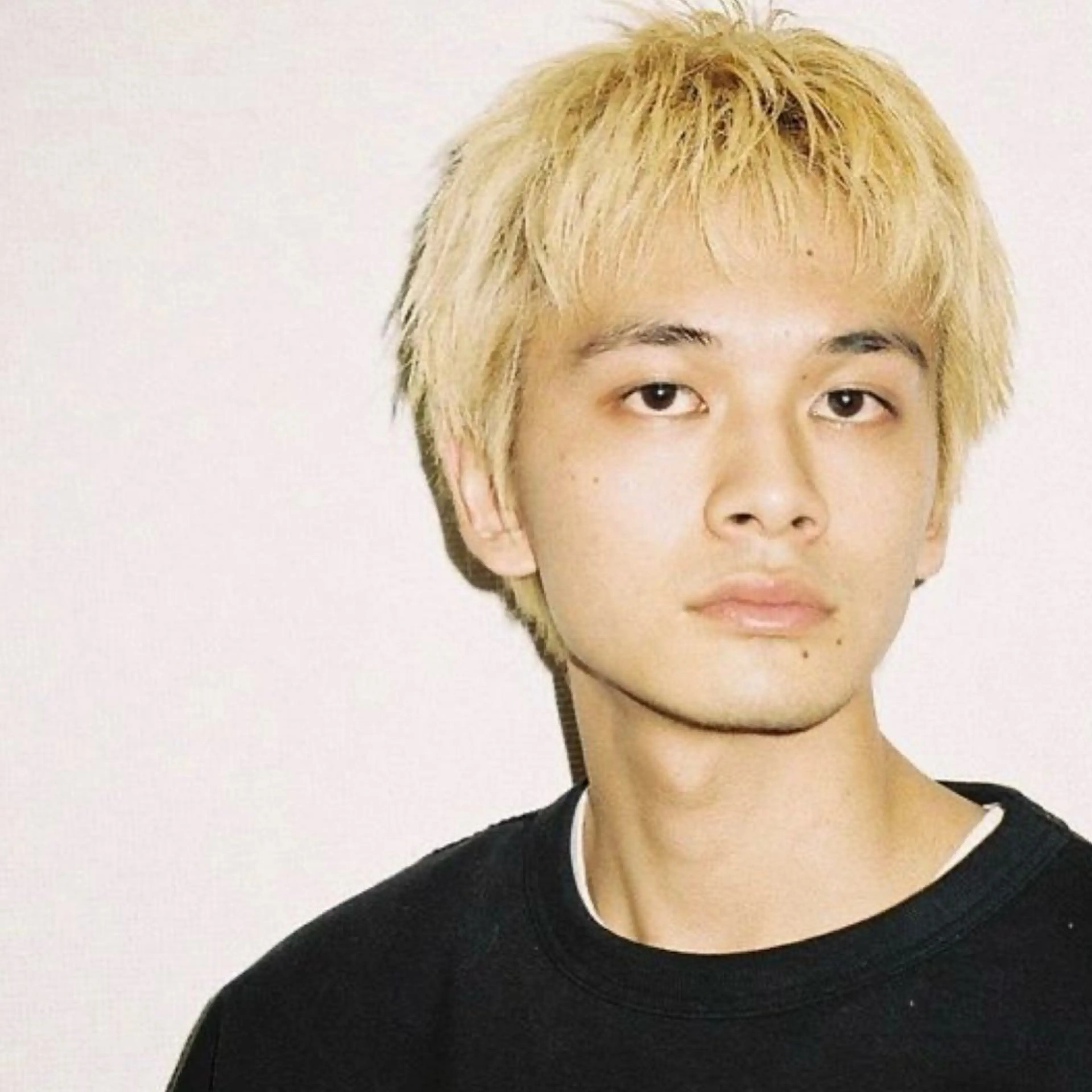 ショート カラー メンズ 抜きっぱなしブロンド ブロンド ショートヘア 松下 友希 【fifth】のヘアスタイル