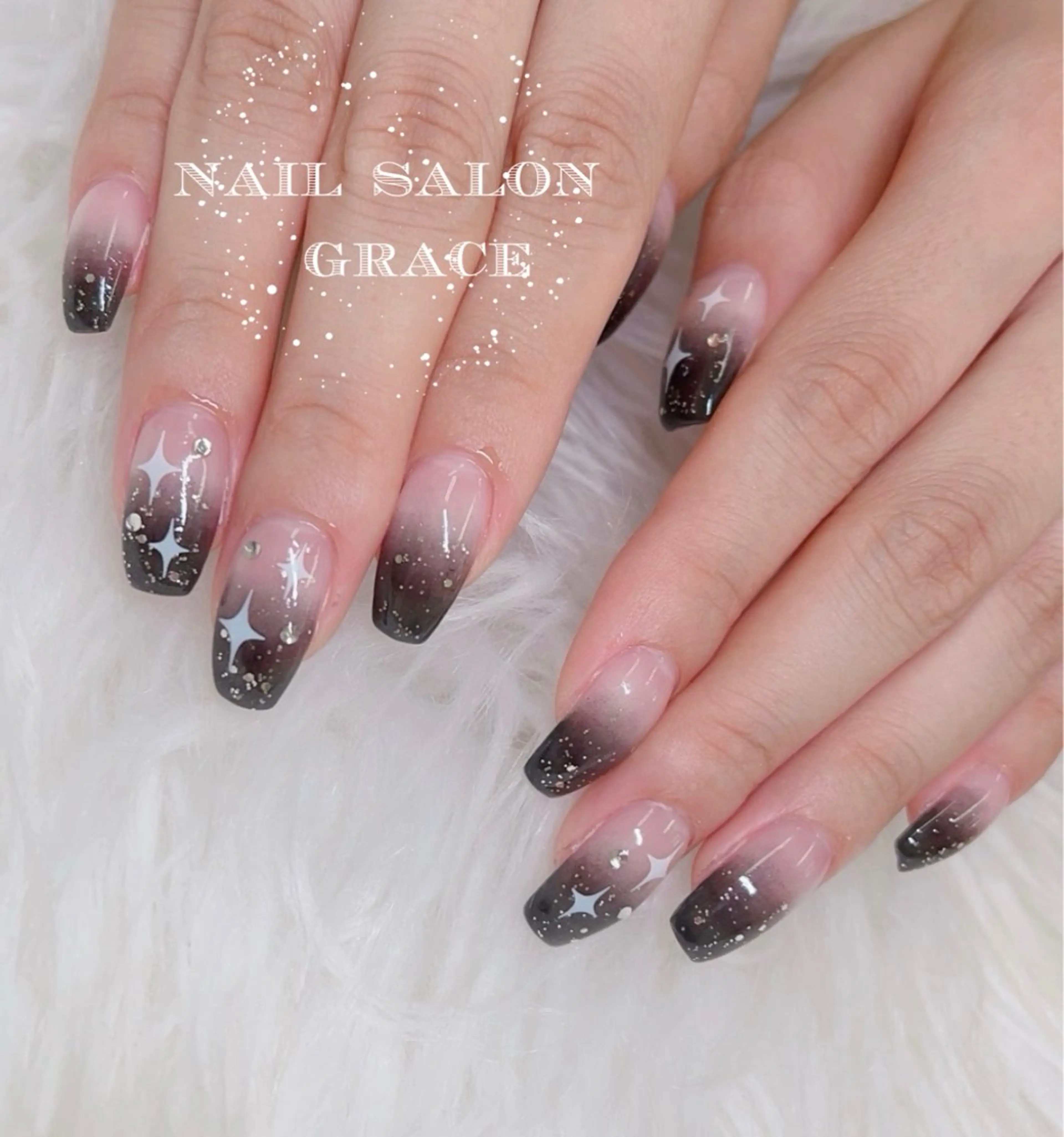 ネイル キラキラネイル ハンドネイル nailsalon GRACE所属・GRACE nailのネイルデザイン