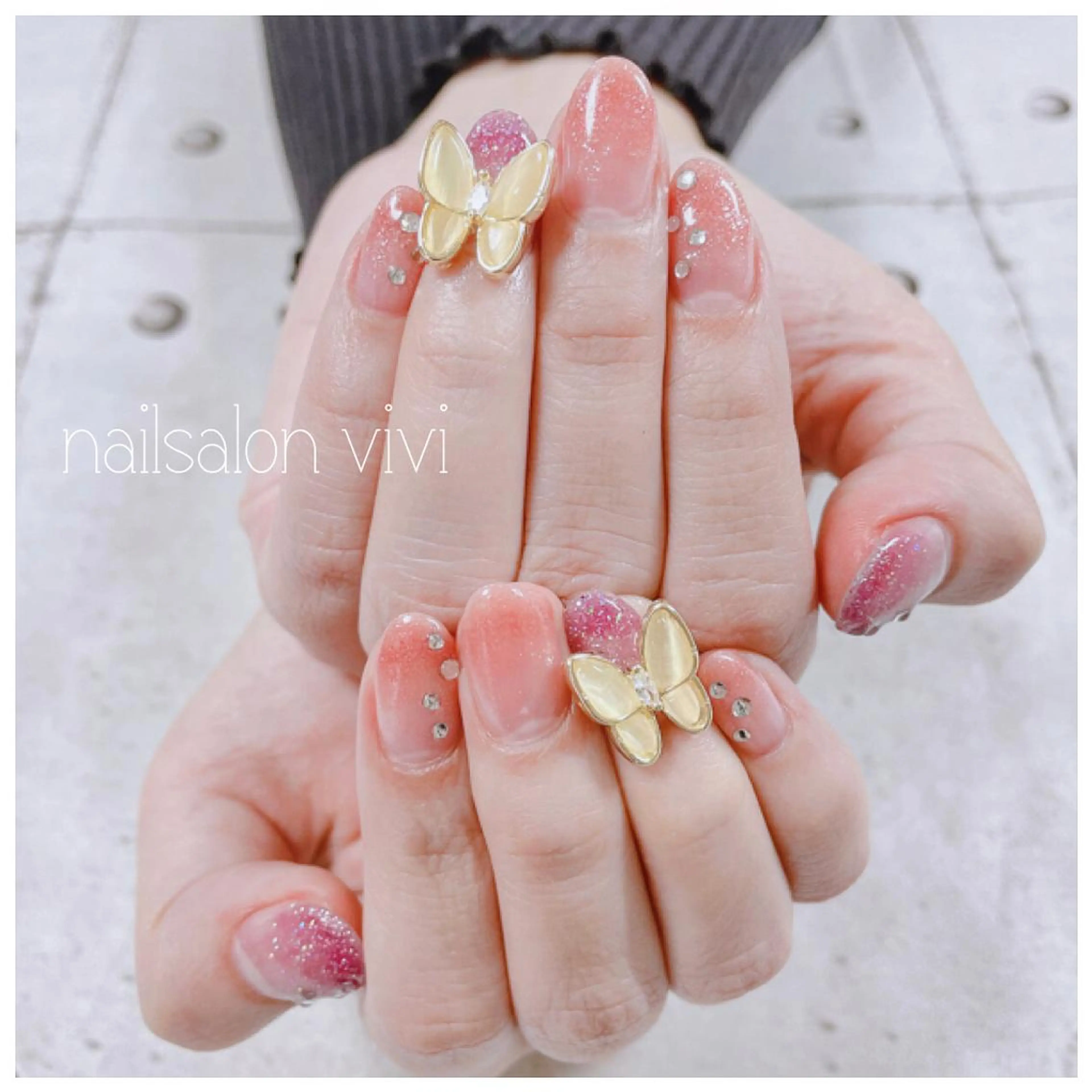 ネイル ＶＩＶＩ nailsalonのネイルデザイン