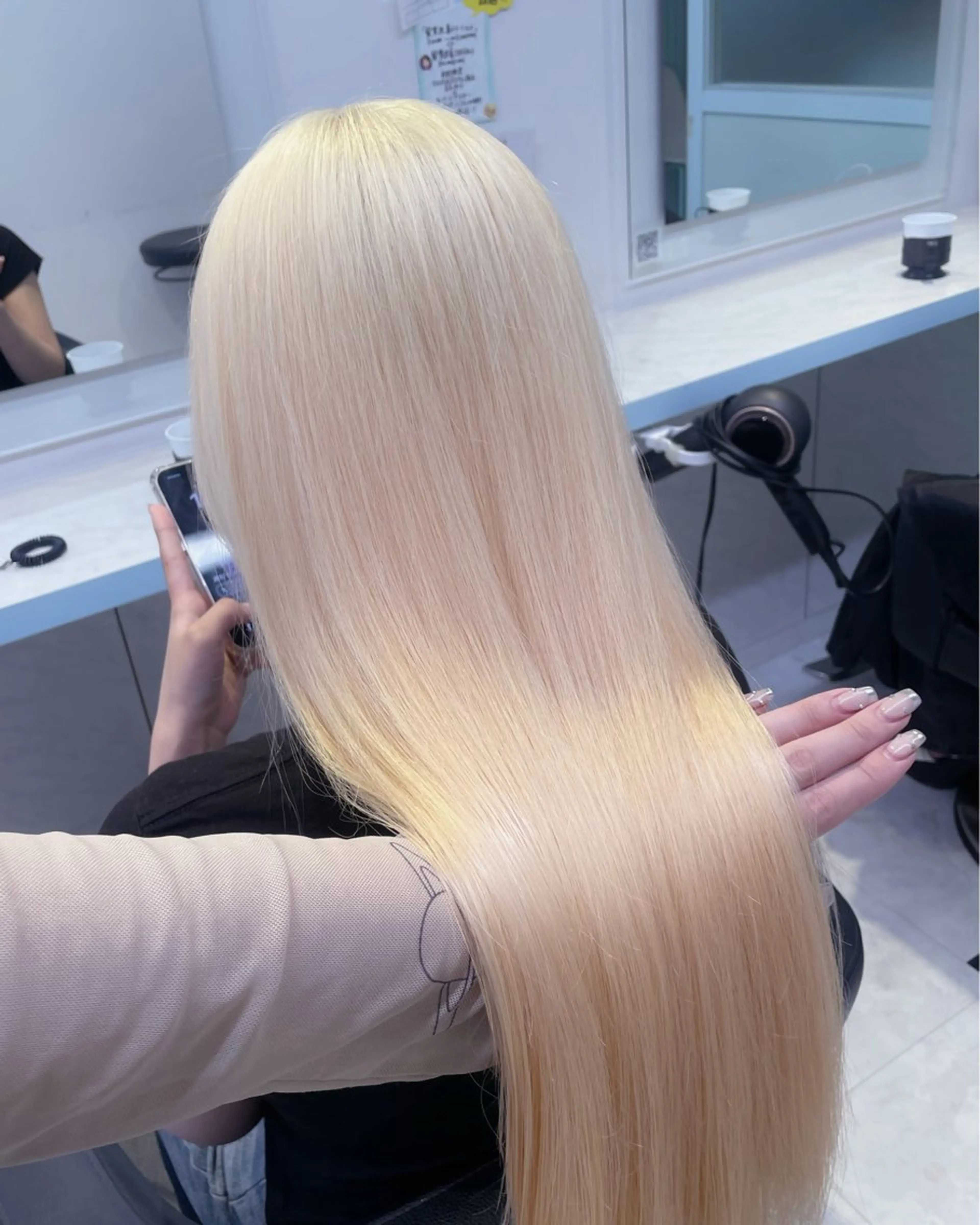 ロング カラー カット ヘアカラー Salowin池袋East 店3F所属・【美髪矯正/絹髪】 🎀hinano🎀のヘアスタイル