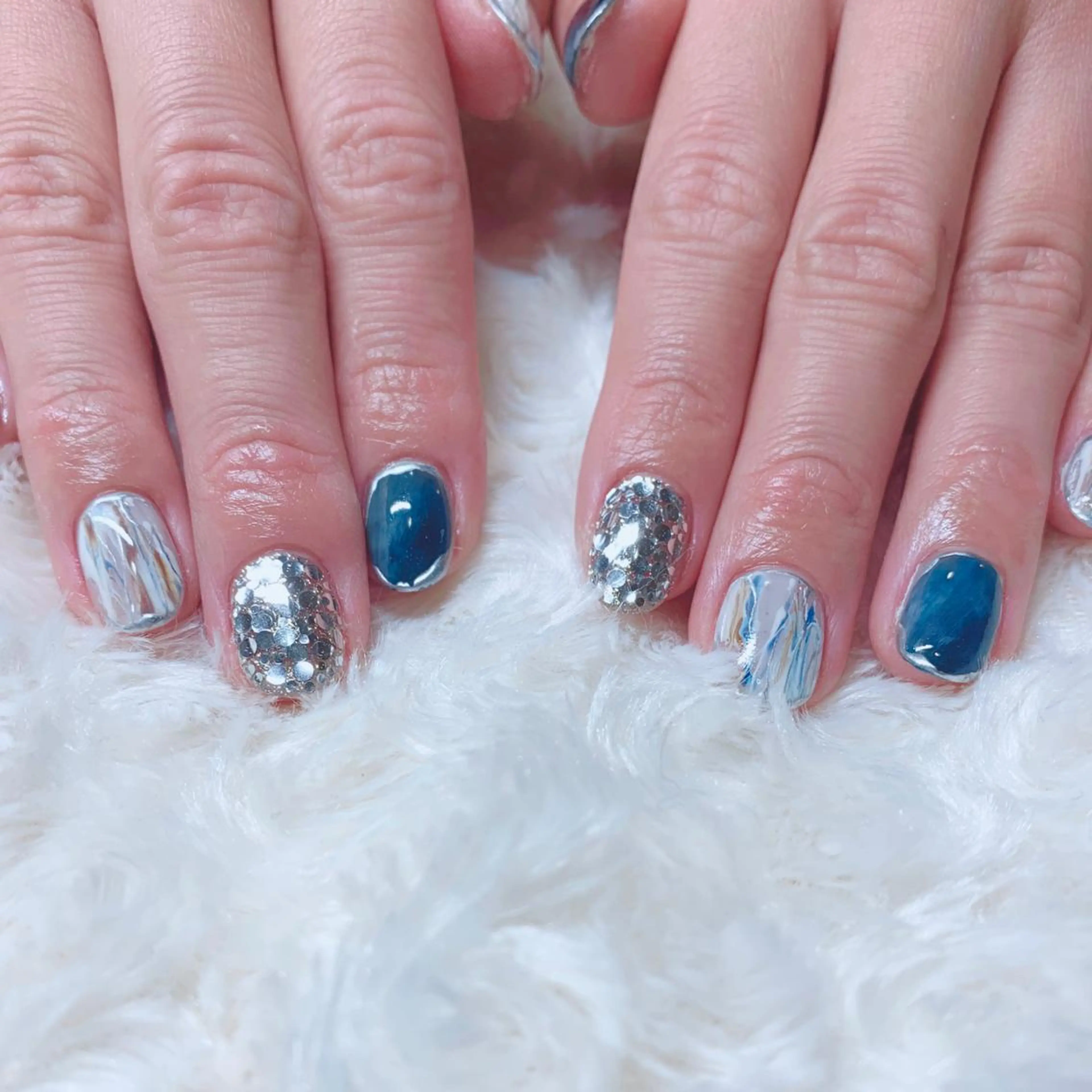 カラー ネイル ハンドネイル Cozy_ ilumのネイルデザイン