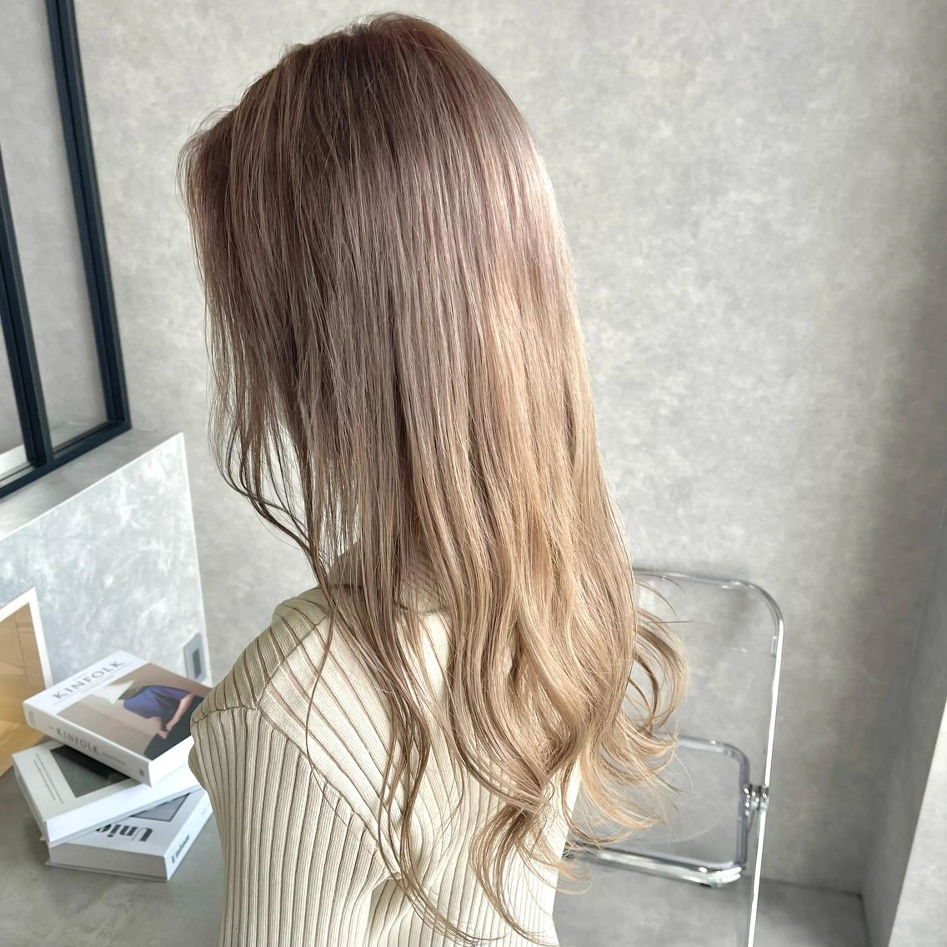 セミロング カラー ヘアカラー トリートメント mood tatemachiのヘアスタイル