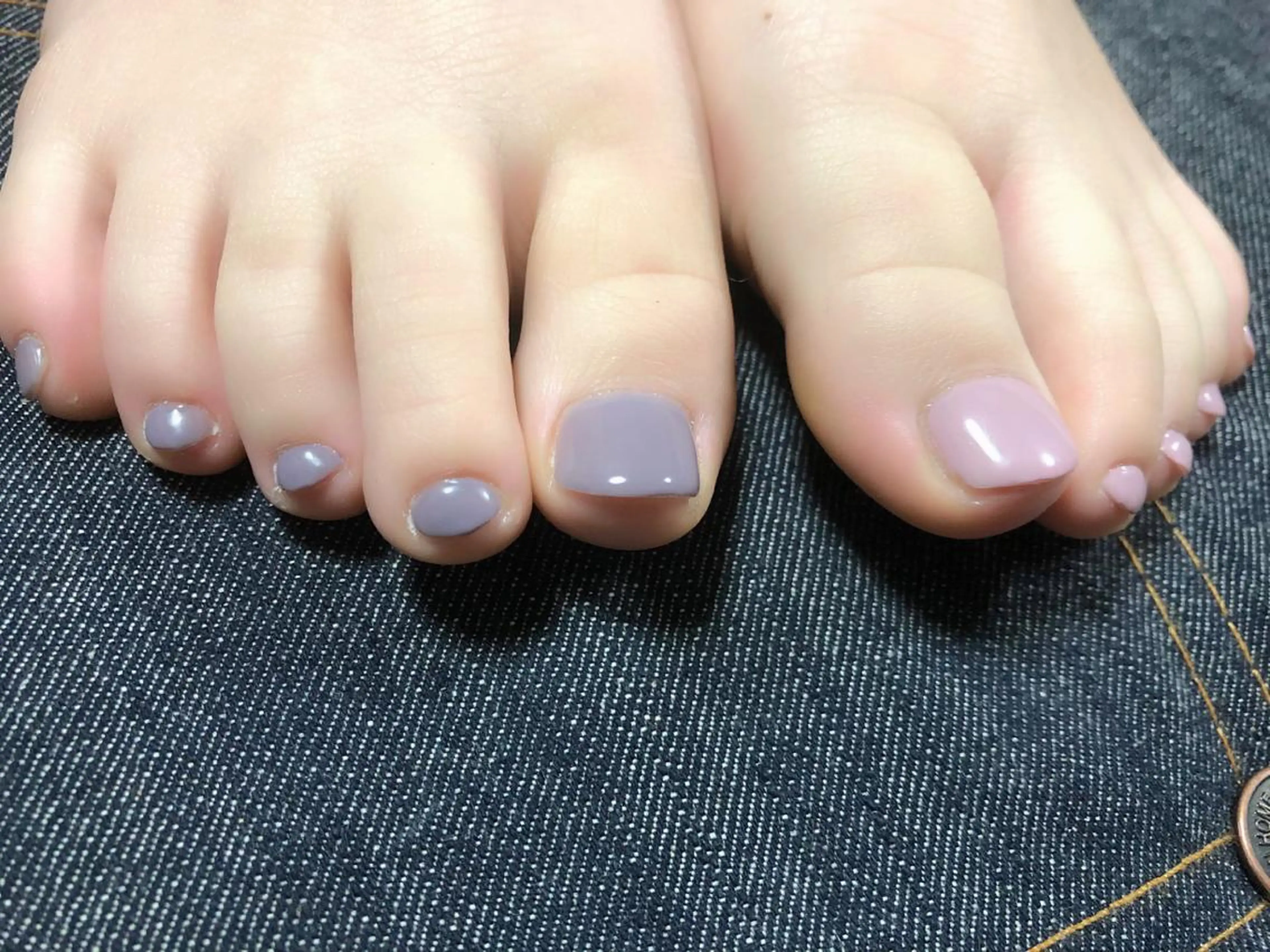 ネイル フットネイル 伊藤 美里のネイルデザイン