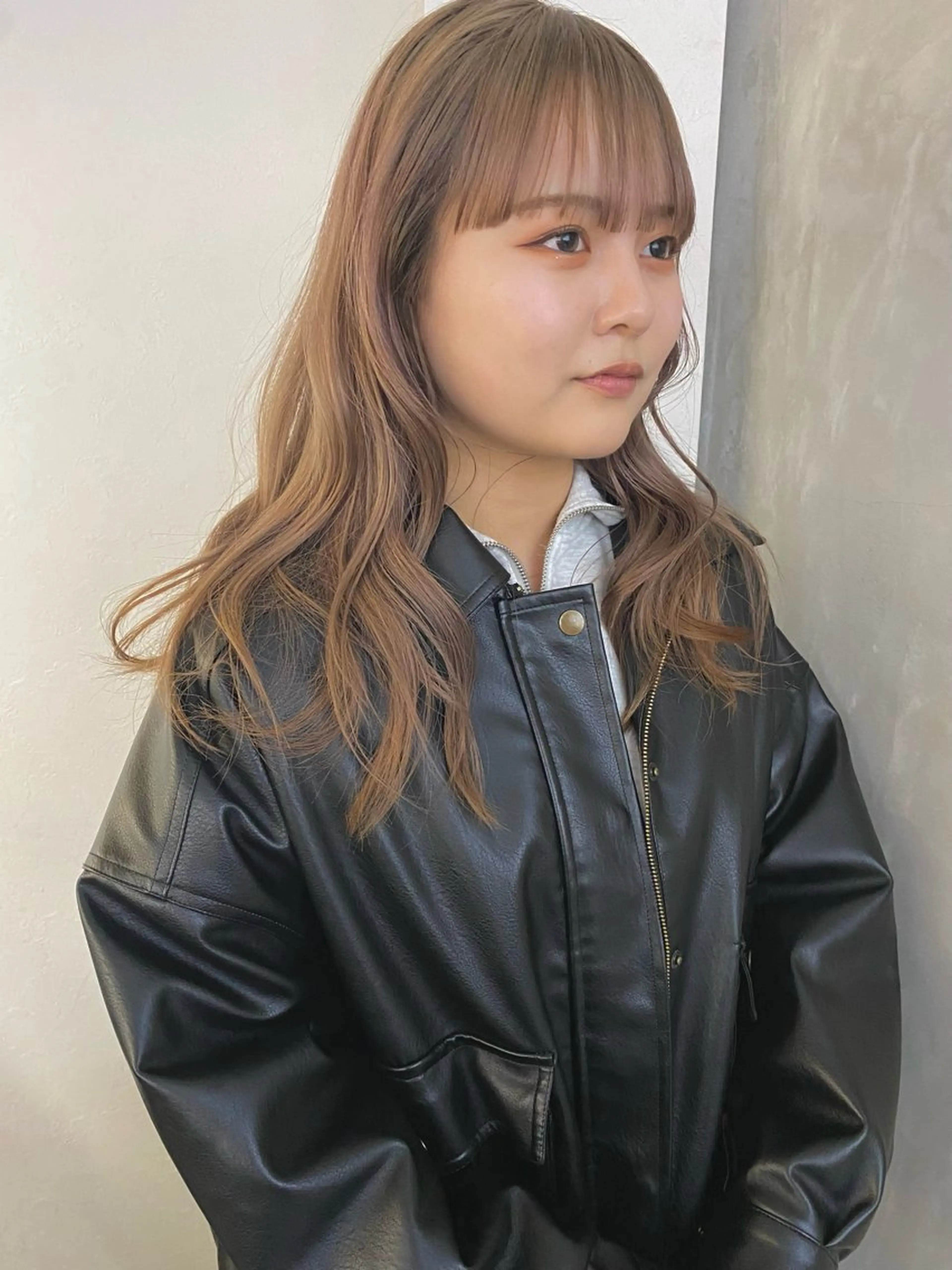 ロング カラー ベージュカラー ハイトーンカラー ミルクティーベージュ ヘアカラー 森貴裕/ベージュ/ パーマ/オリーブのヘアスタイル