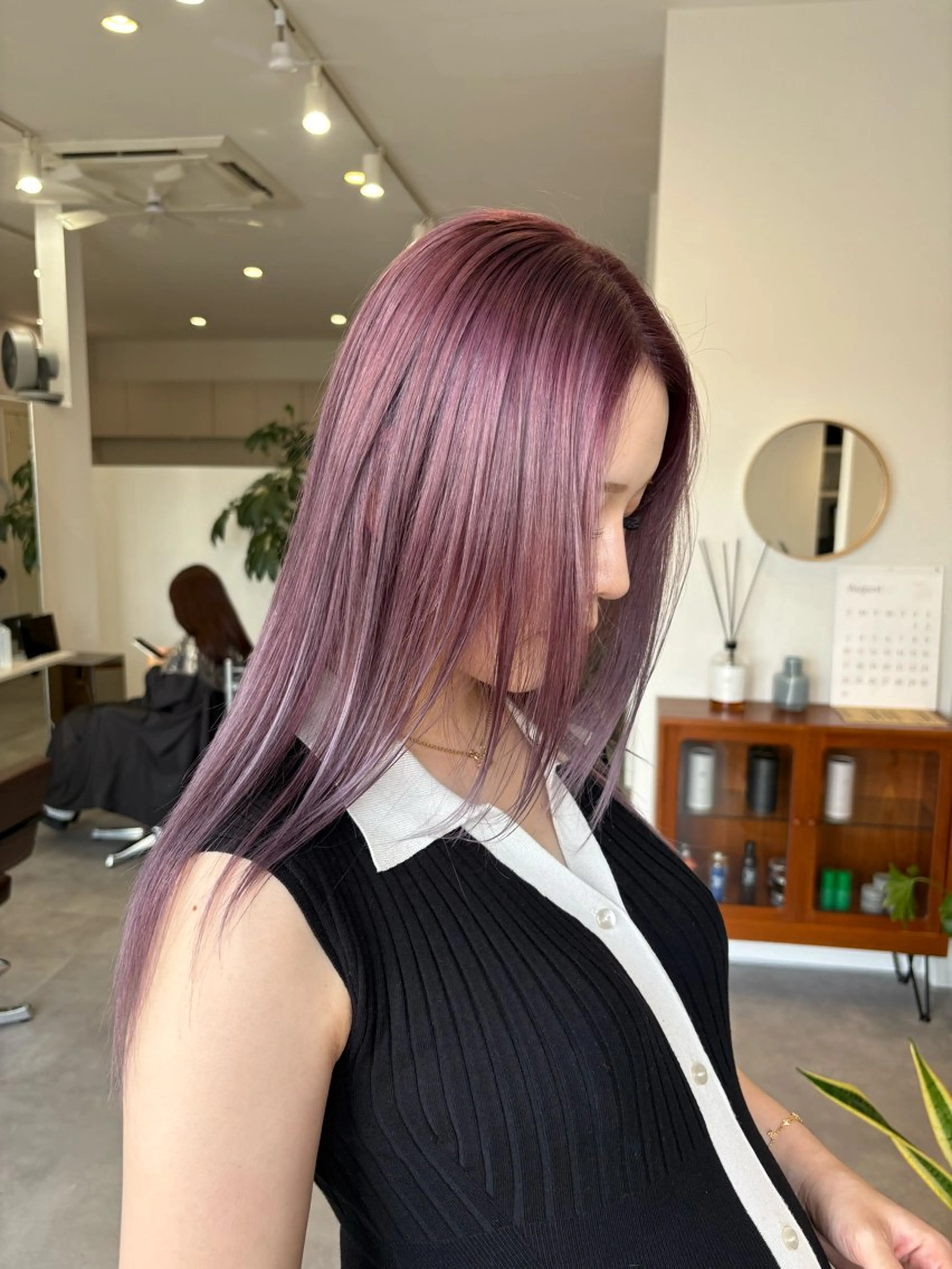 セミロング カラー YUEN イシイ アミのヘアスタイル