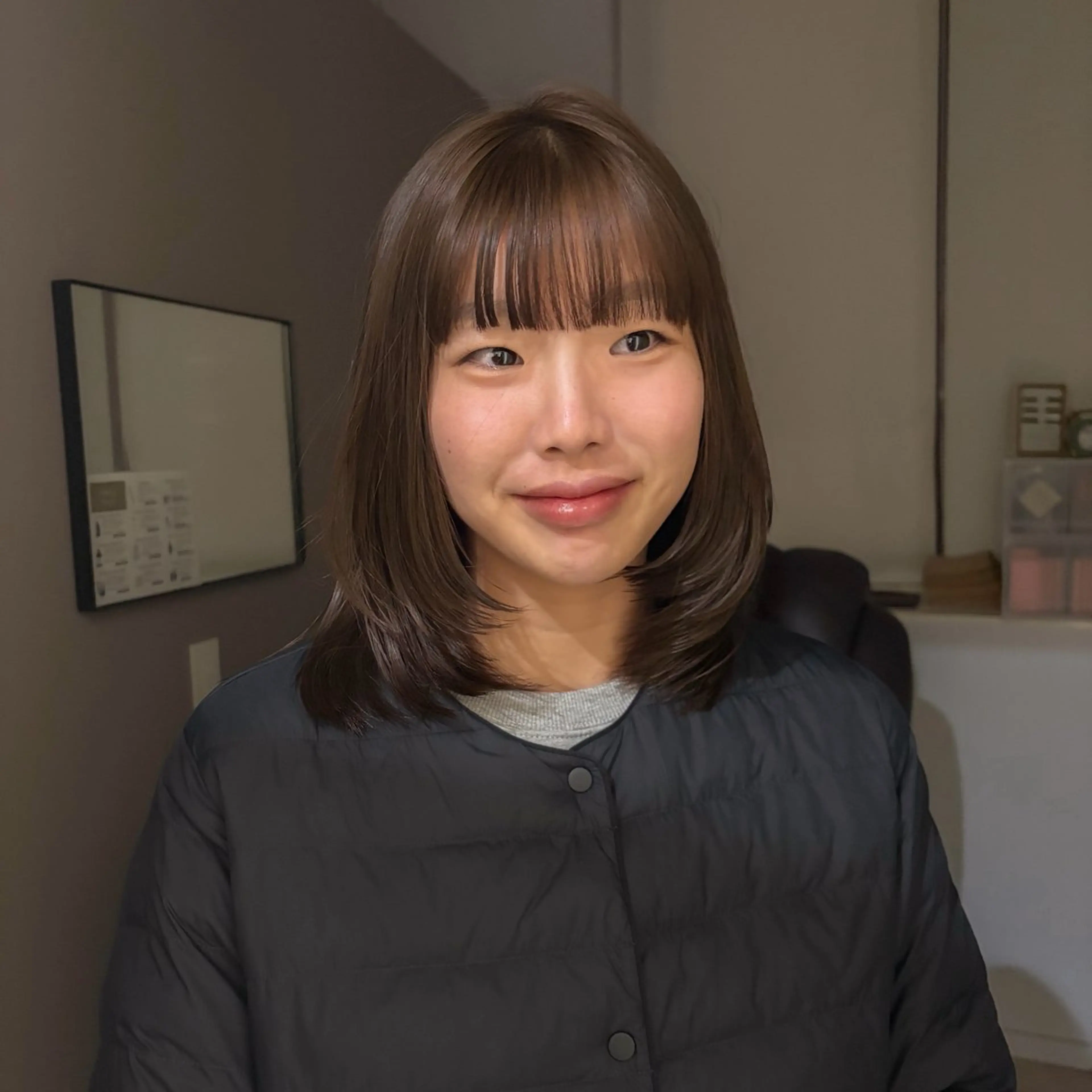 ミディアム 顔まわりレイヤー レイヤーカット ショートカットモデル /天王寺/ホノカのヘアスタイル