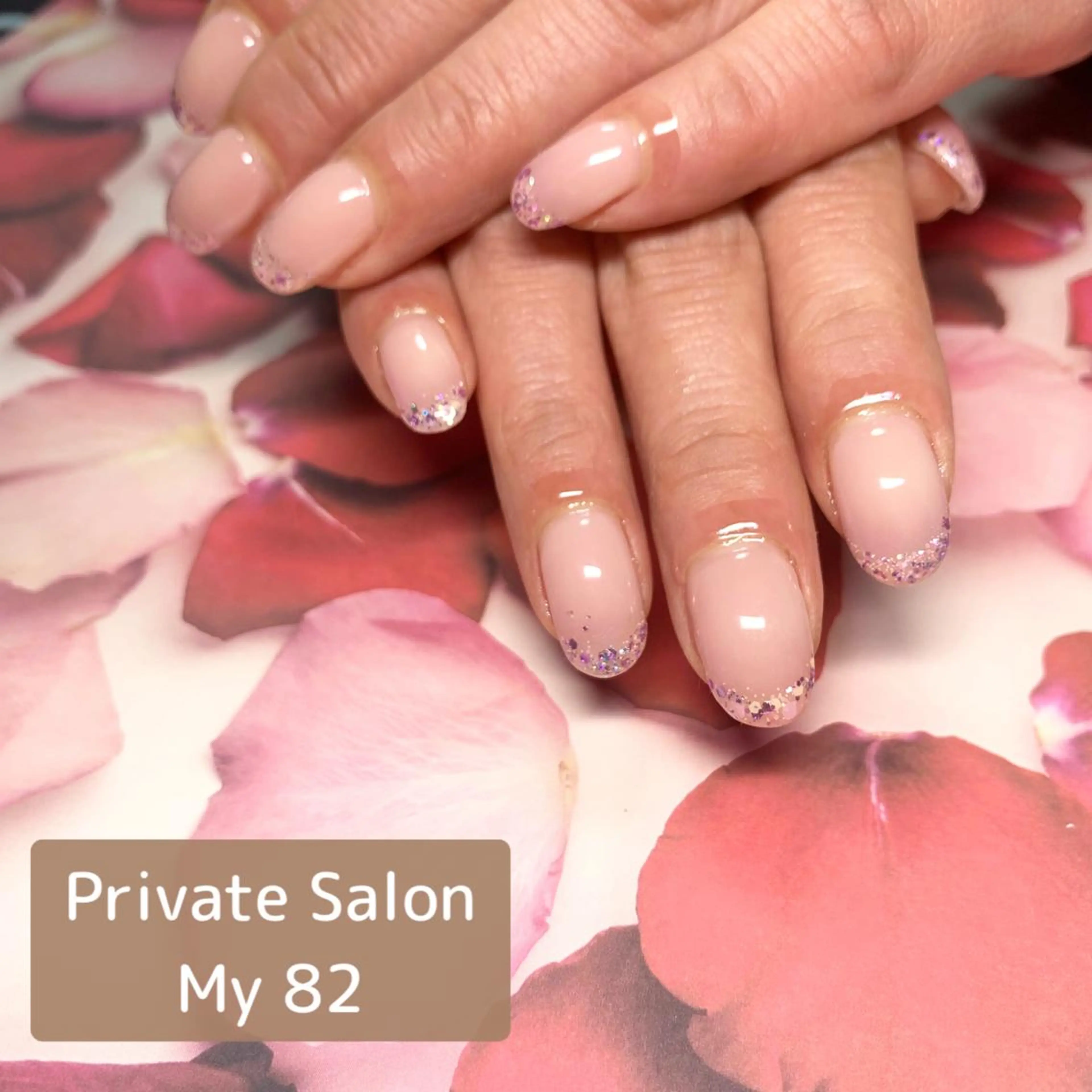ネイル アートネイル フレンチネイル ジェルネイル キラキラネイル ラメ(グリッター) ハンドネイル Private Sa lon  MARLOのネイルデザイン