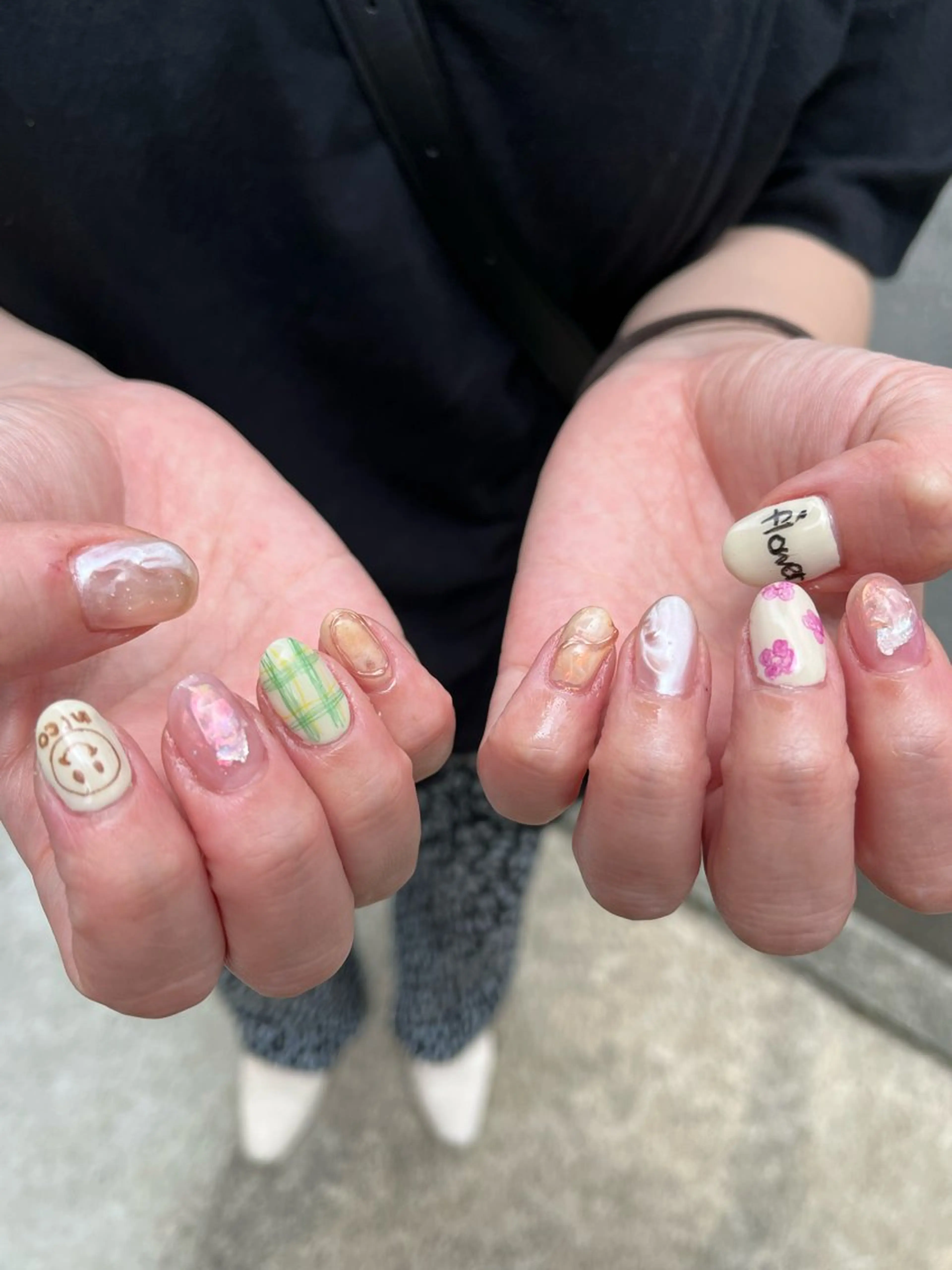 ネイル ハンドネイル ulinail （ウリネイル）のネイルデザイン