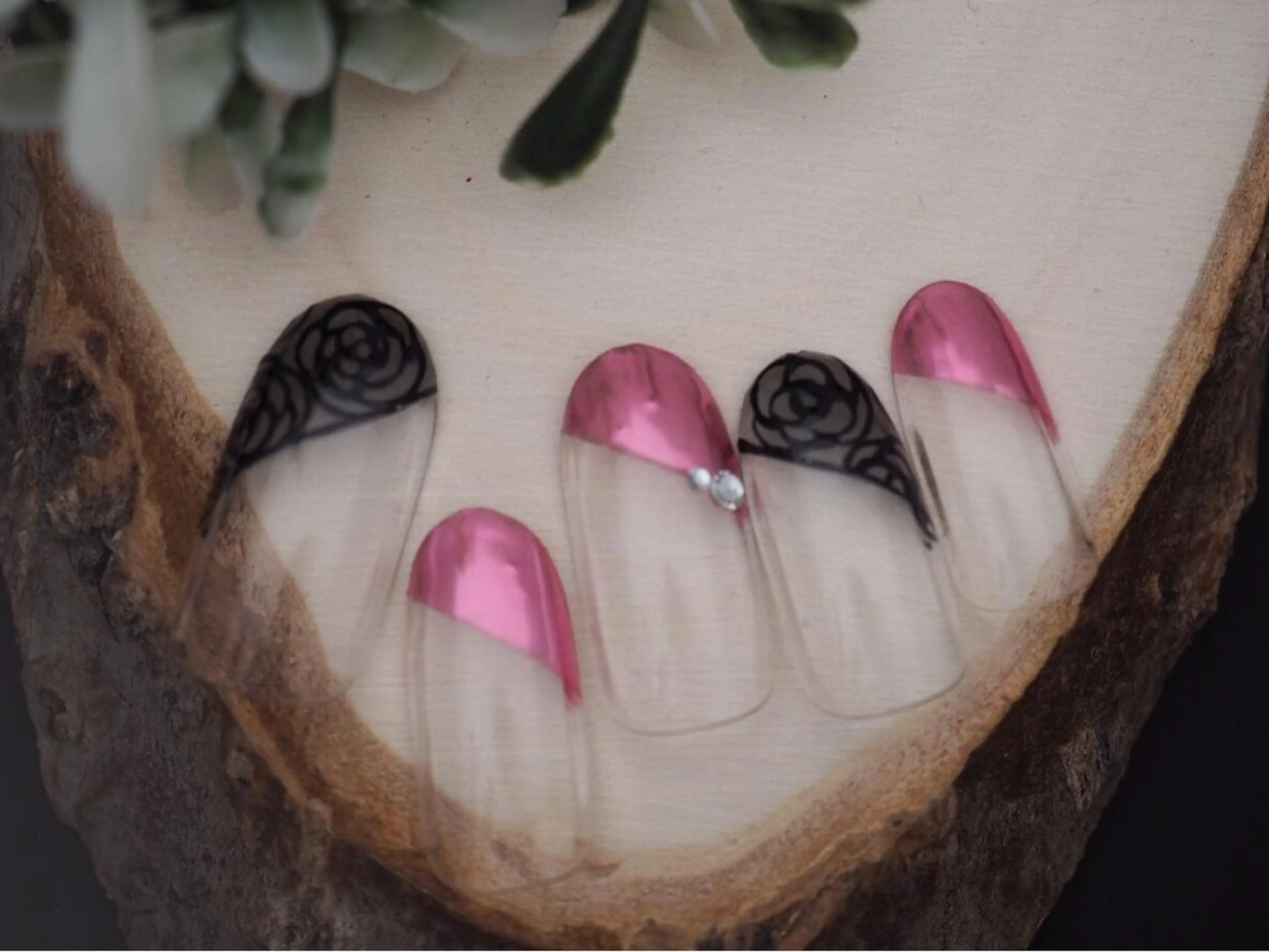 ネイル トップネイリスト Ribbon立川店のネイルデザイン