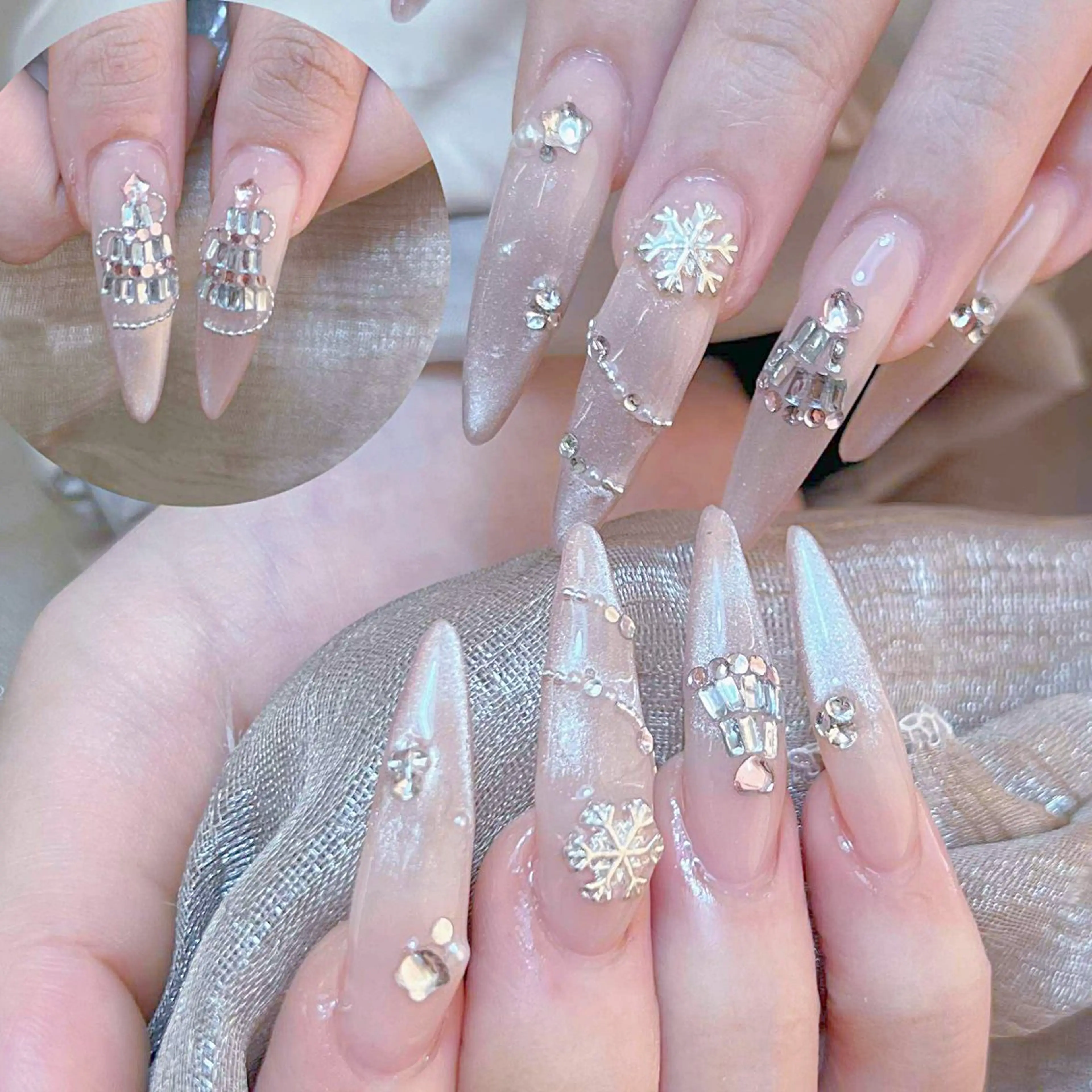 ネイル ゴテゴテ ネイルのネイルデザイン