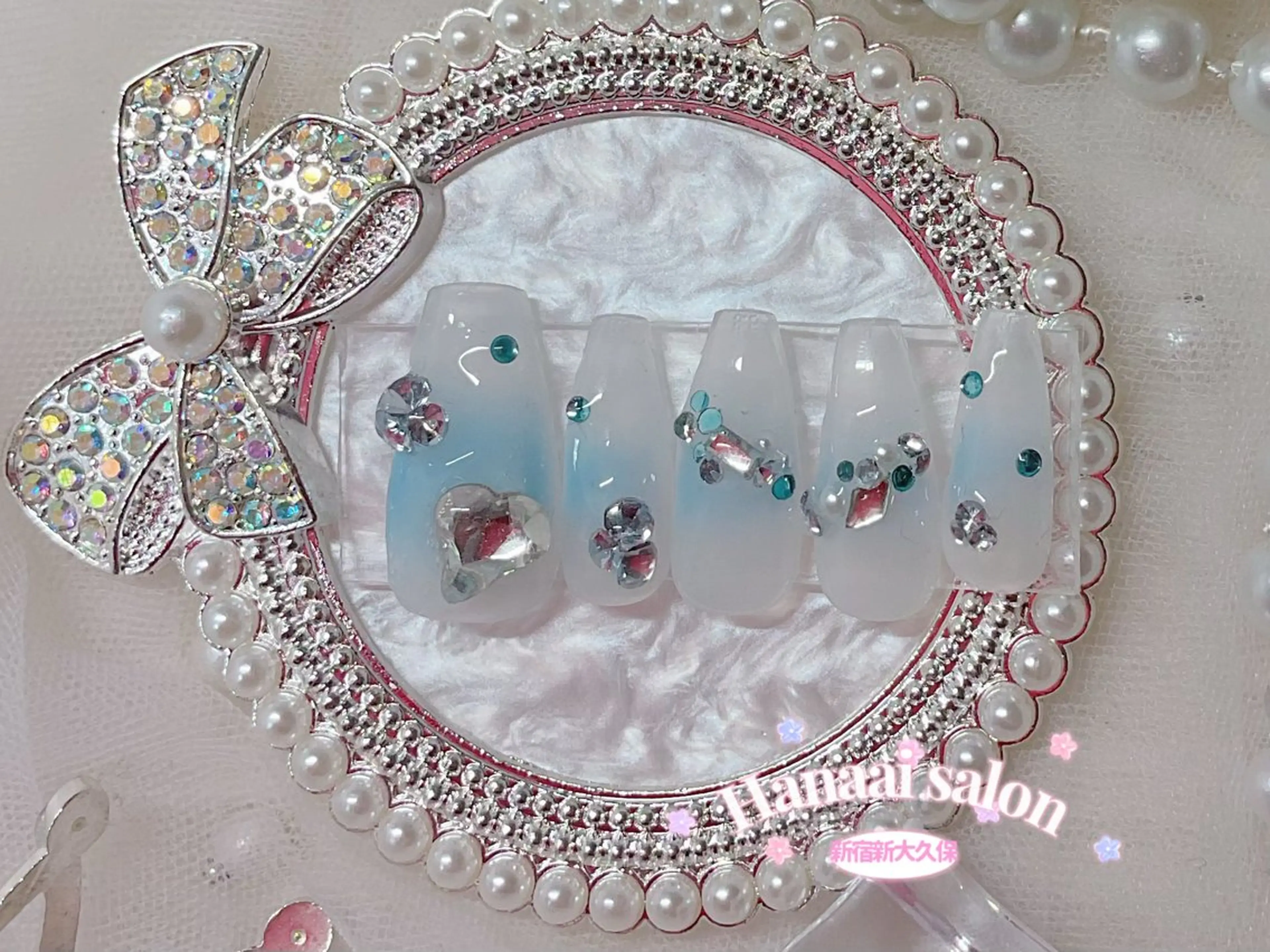 ミディアム ハンドネイル Hanaai Salon新大久保店のネイルデザイン