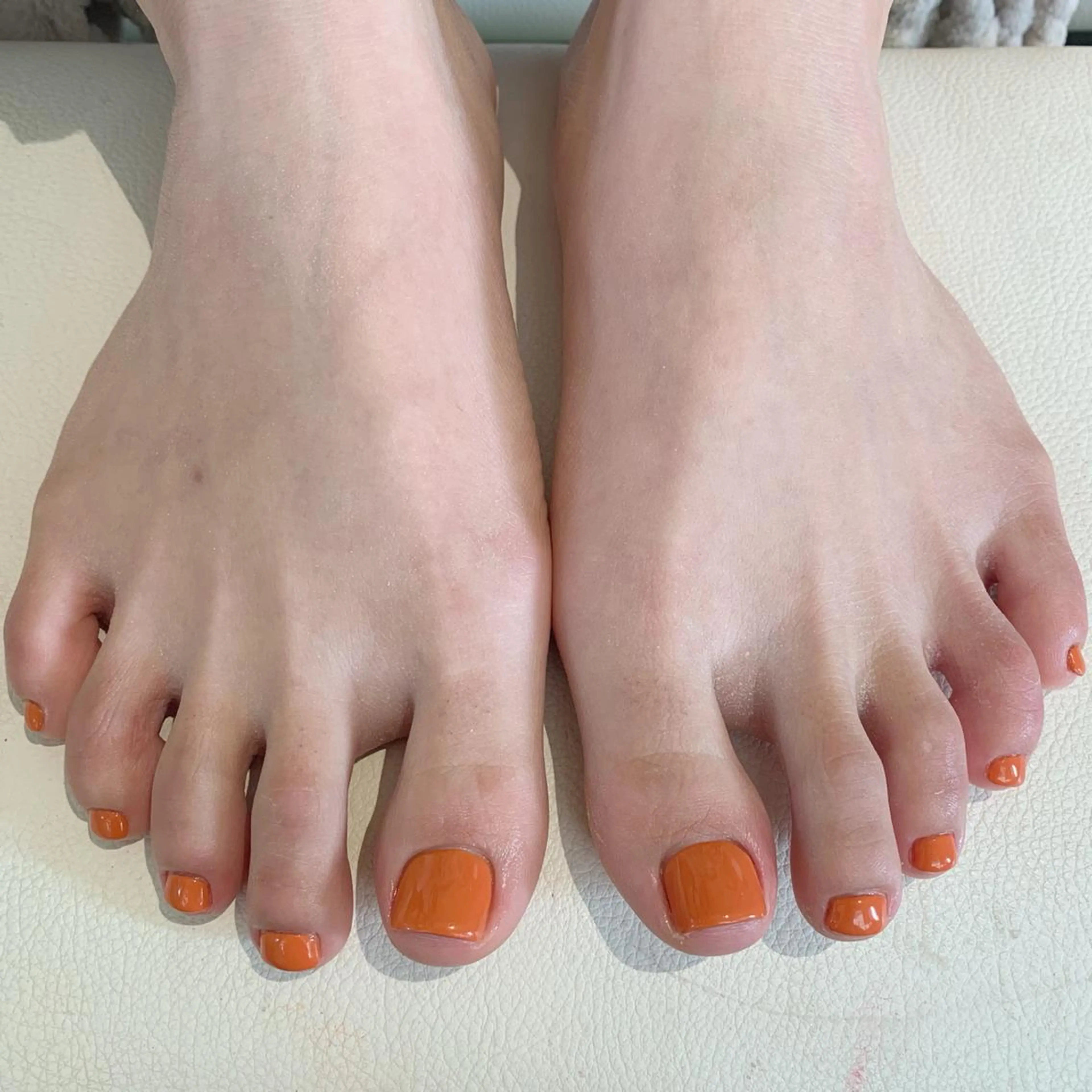 ネイル フットネイル ジェルネイル ワンカラーネイル パラジェル 鈴木 里奈のネイルデザイン