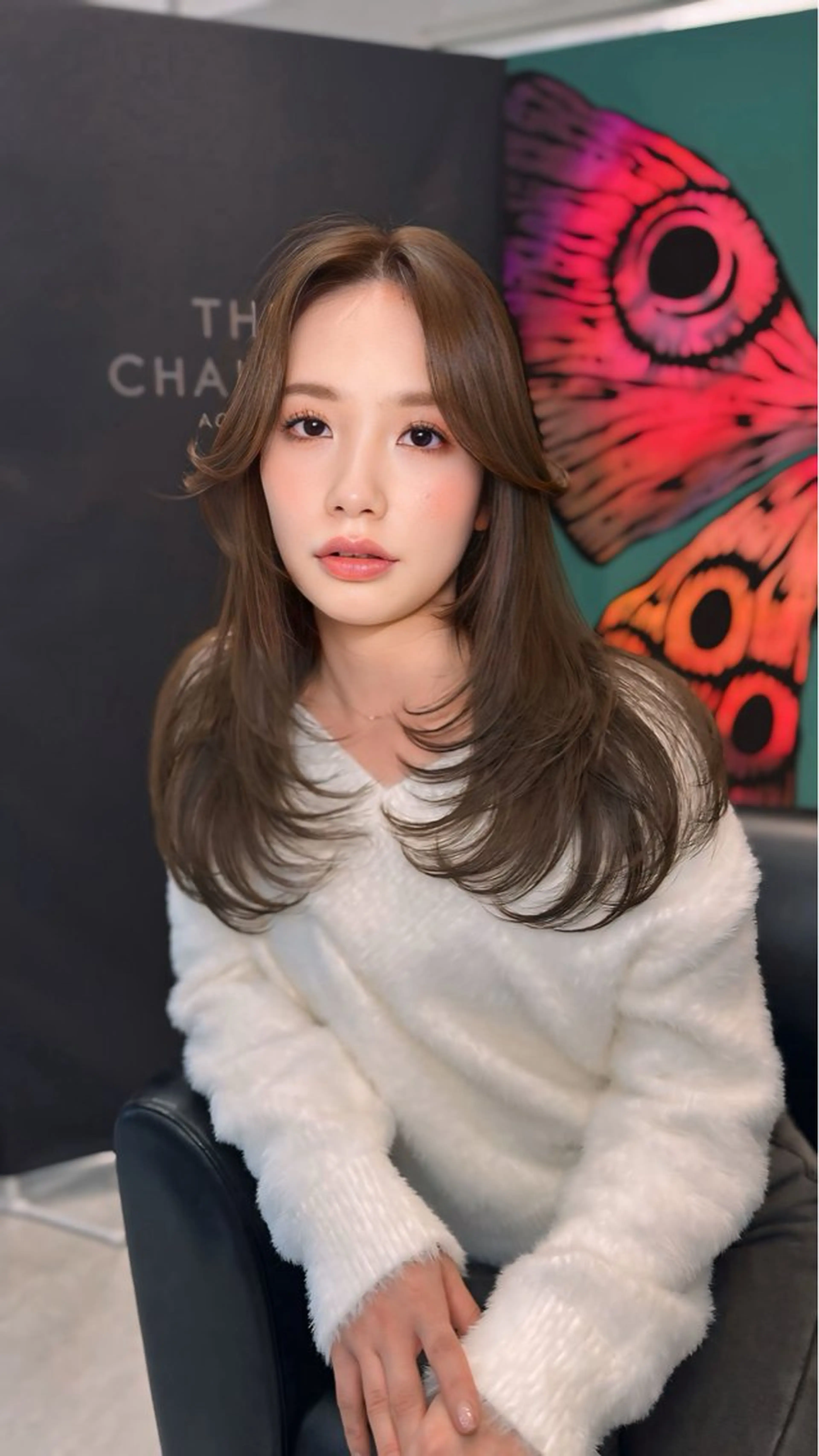 ミディアム カット ヘアカラー 中韓🇨🇳🇰🇷 🤍TAKAHIROのヘアスタイル