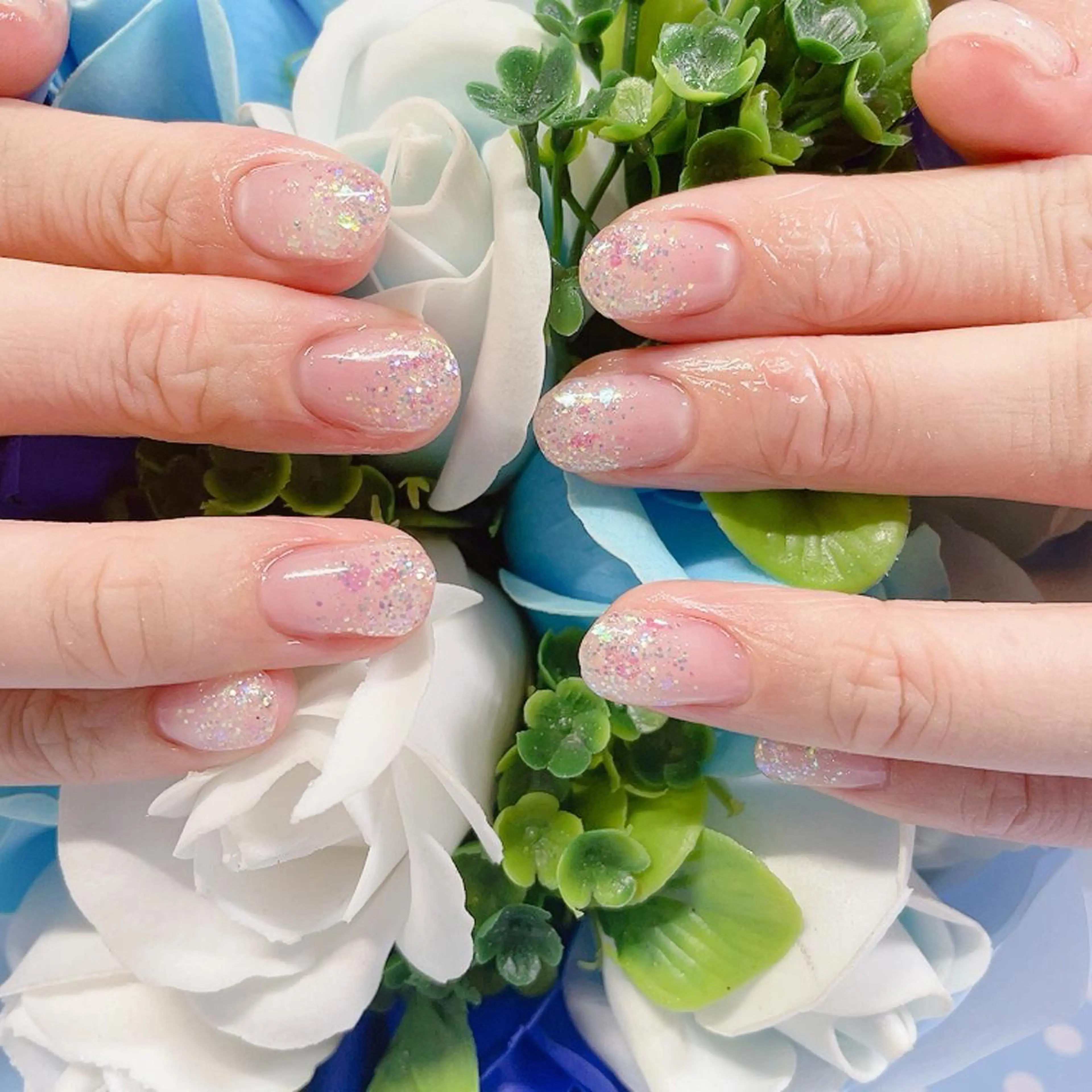 ネイル グラデーション ラメ(グリッター) ラメグラデーション 奥園 良恵のネイルデザイン