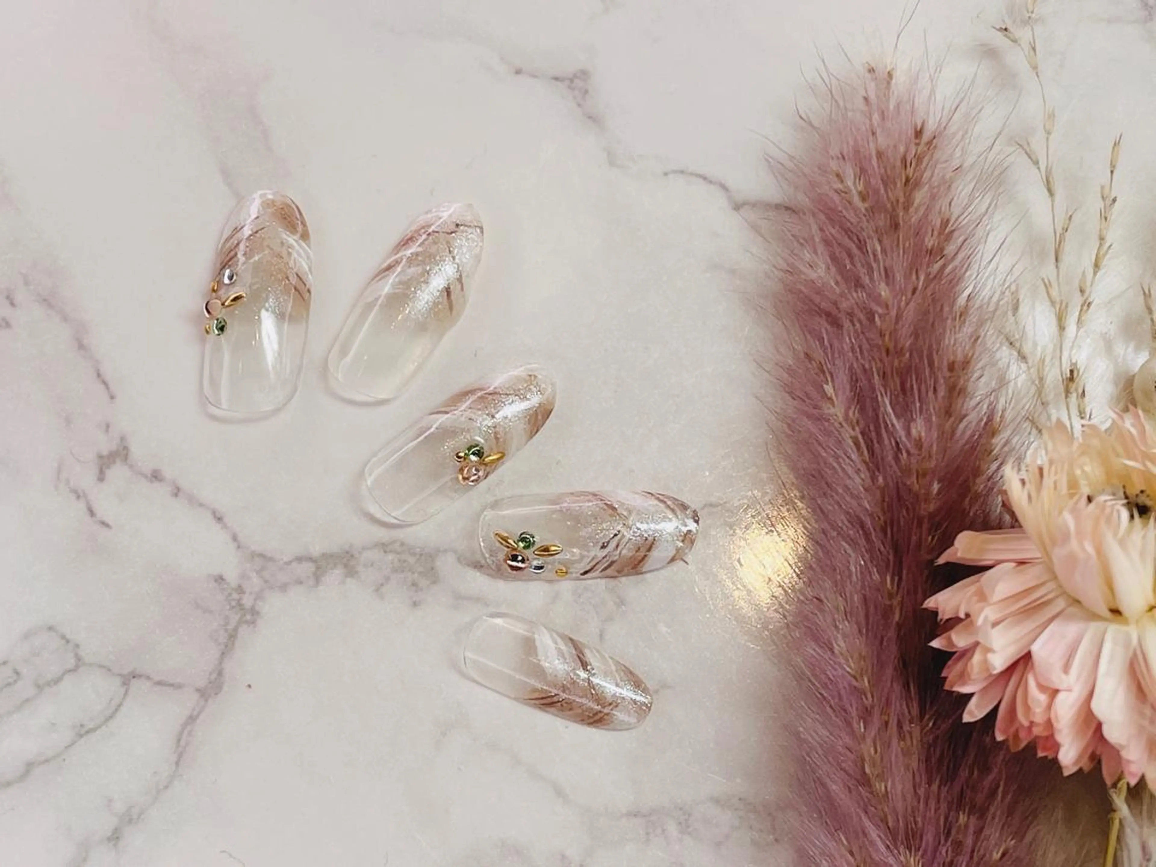 ネイル SINCERELY シンシアリー🌈のネイルデザイン