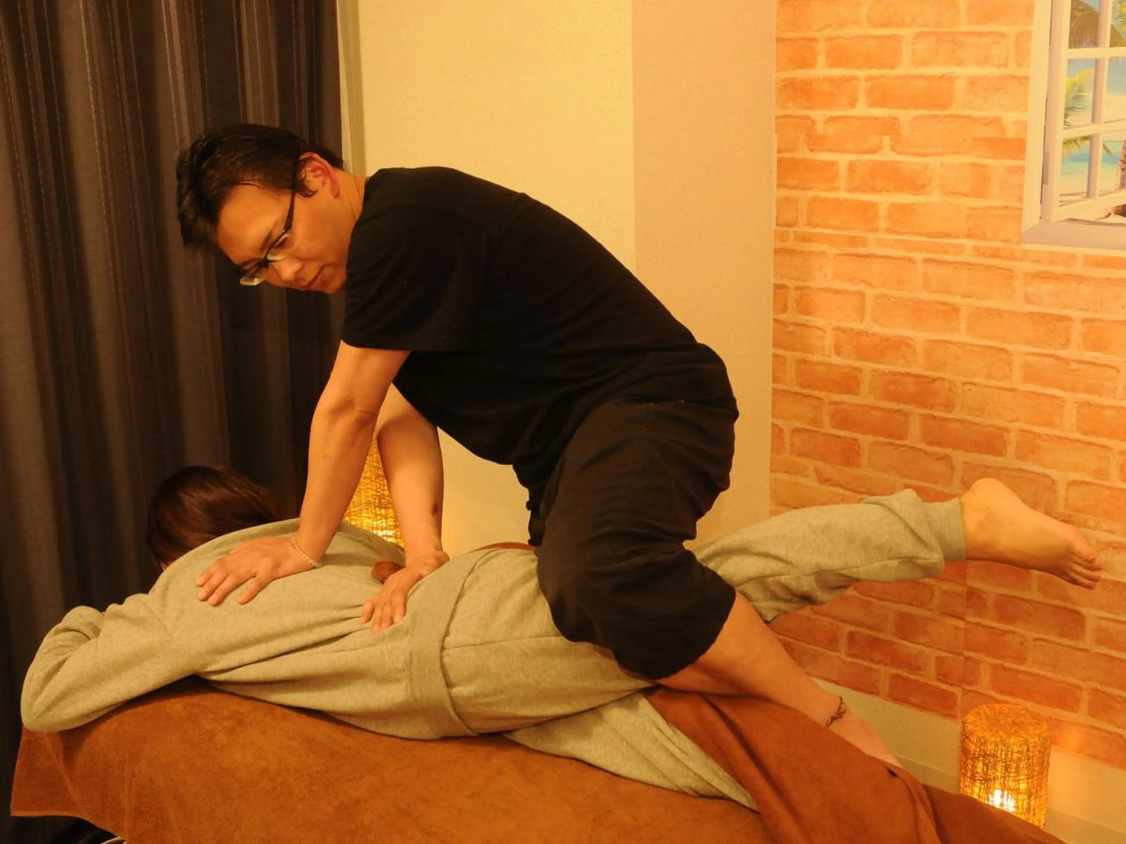 肩こり・腰痛改善専門 1万人以上施術の碧人のエステ・リラクイメージ