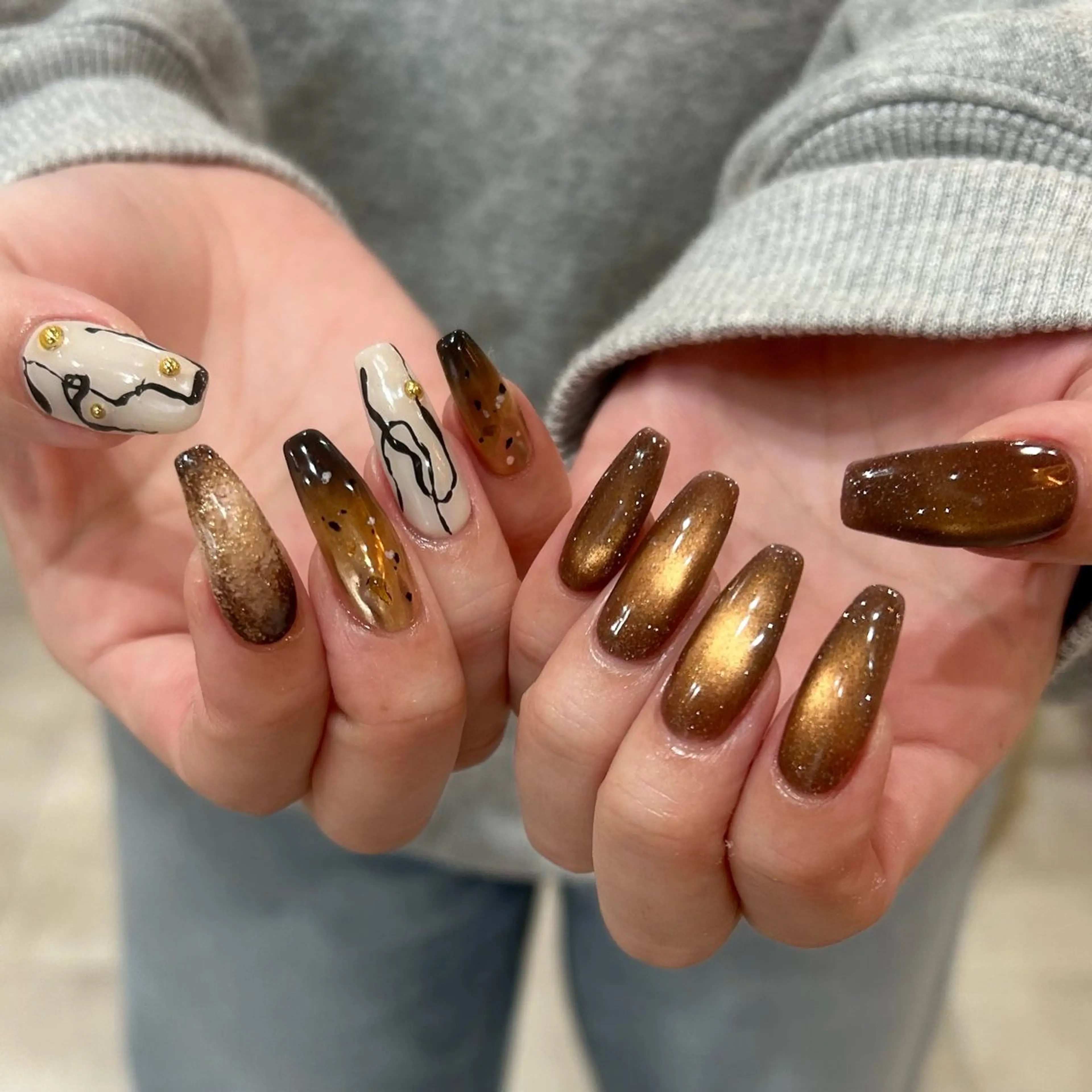 ネイル ハンドネイル shio ♡ 1〜2月予約受付中のネイルデザイン