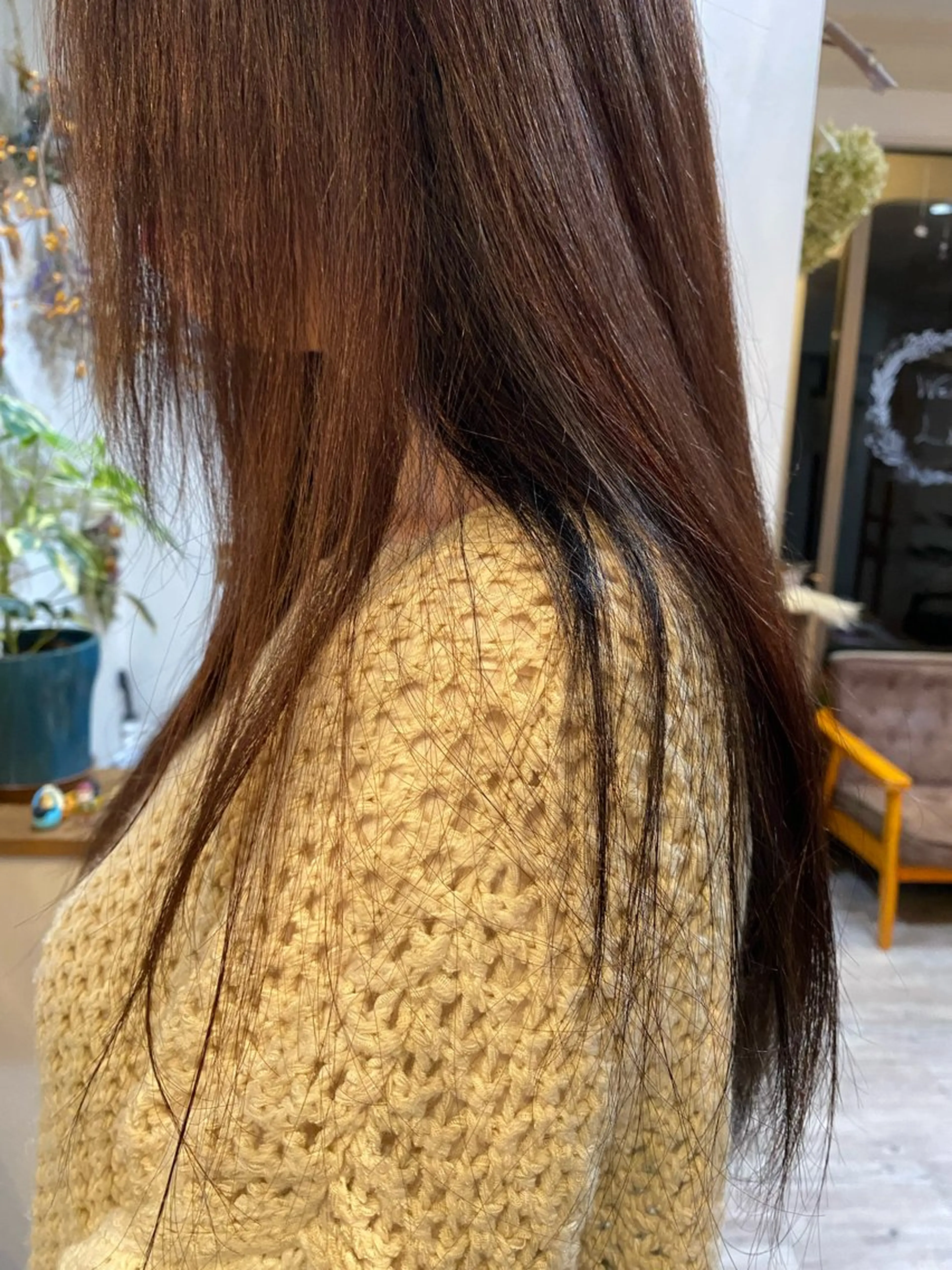 ロング カラー andthebricks所属・剱持 介里のヘアスタイル