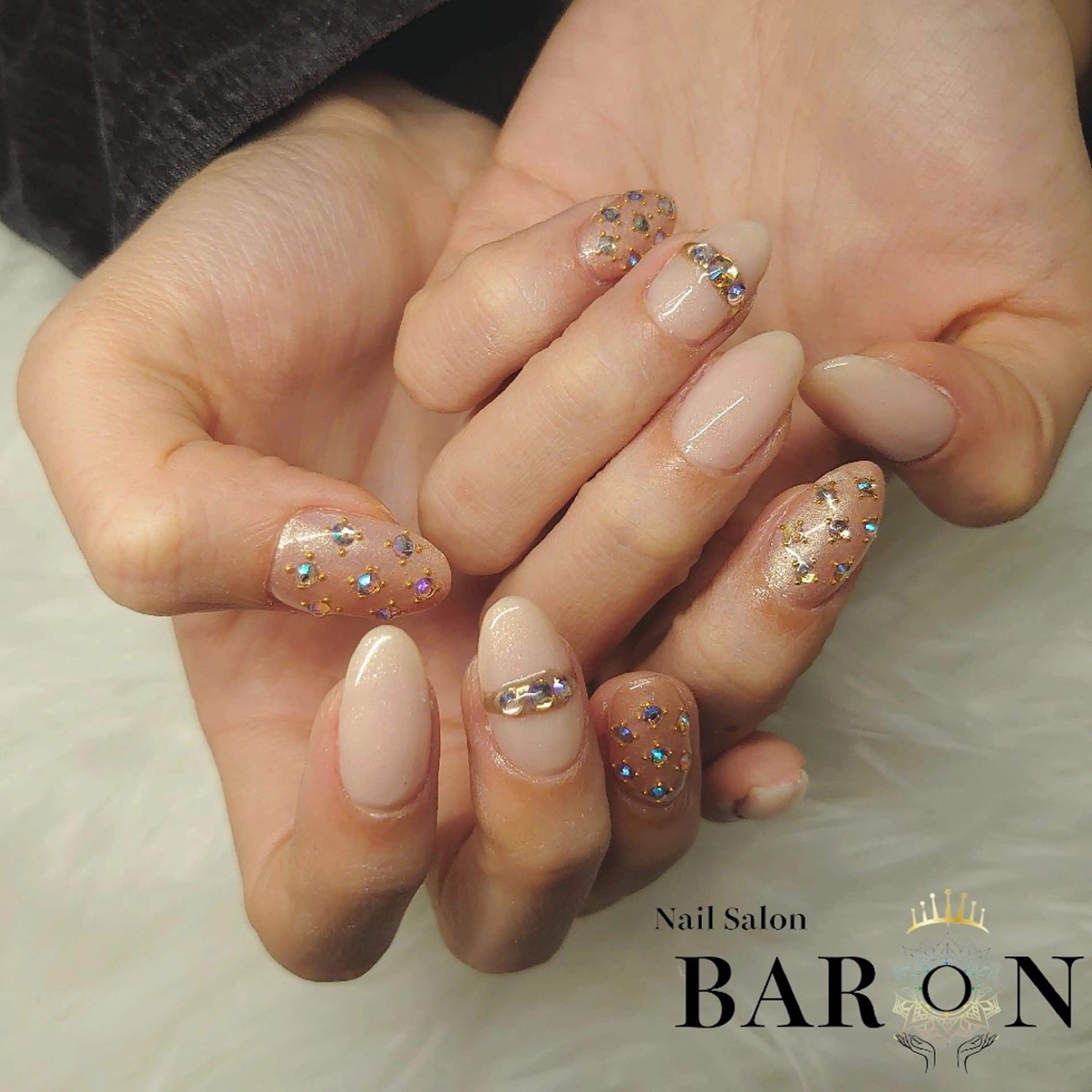 ネイル オーロラネイル ストーンネイル ♛BARON♛ AOIのネイルデザイン