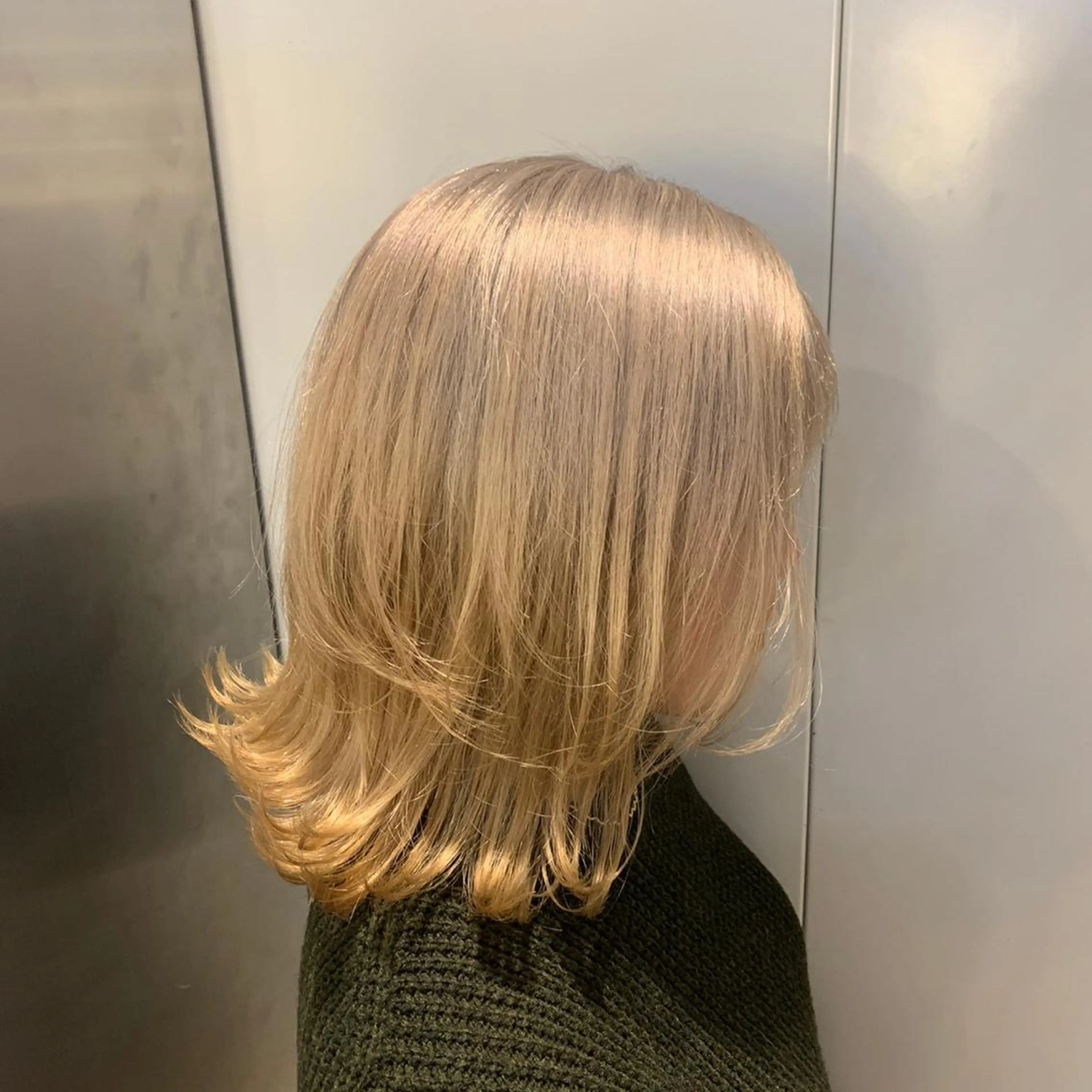 ミディアム カラー Beleza 渋谷所属・Kazusa/渋谷/ エクステ/ハイトーンのヘアスタイル