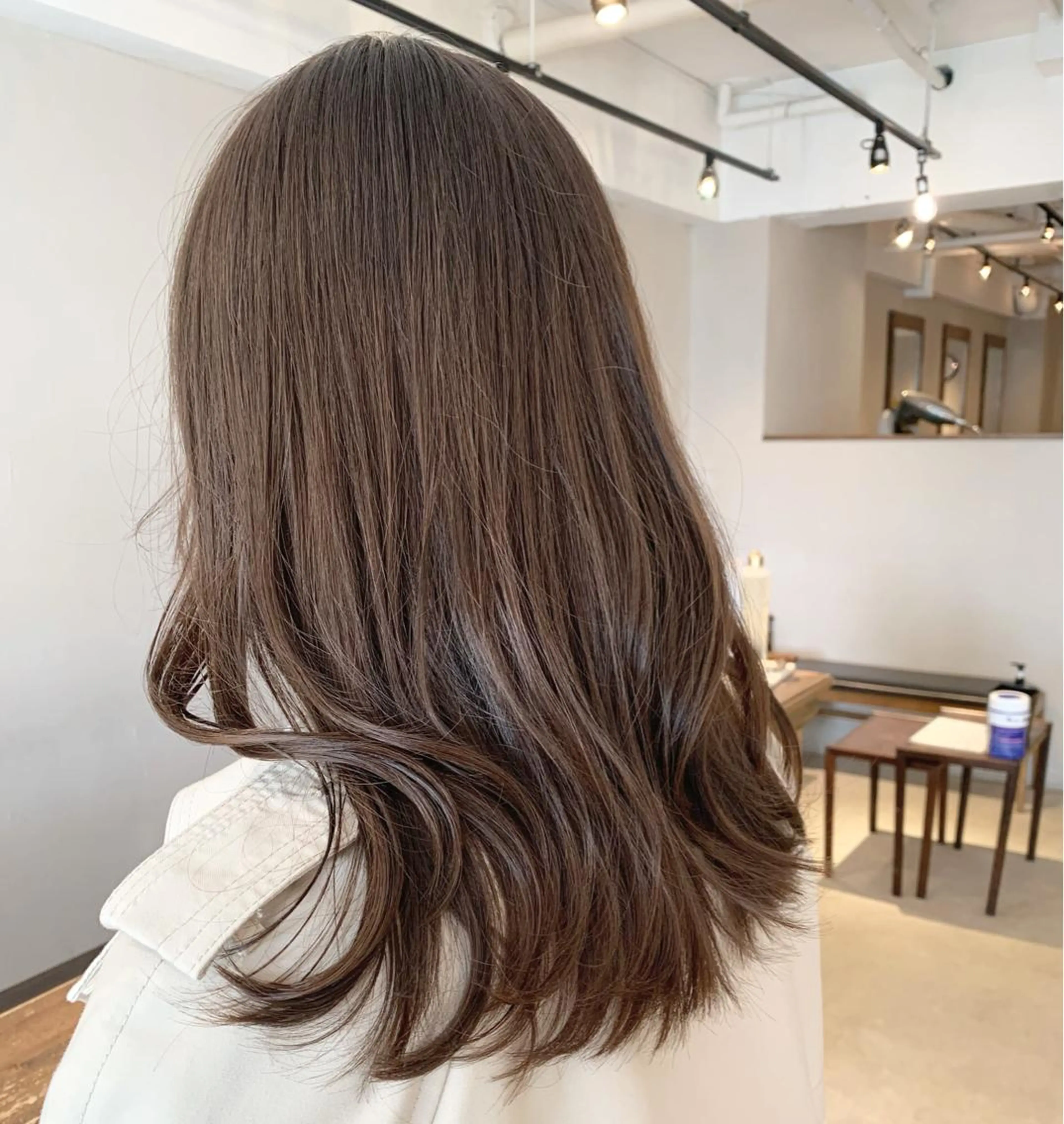 セミロング カラー カット ヘアカラー トリートメント ヘッドスパ 透明感/オリーブ/ グレージュ/YUKAのヘアスタイル