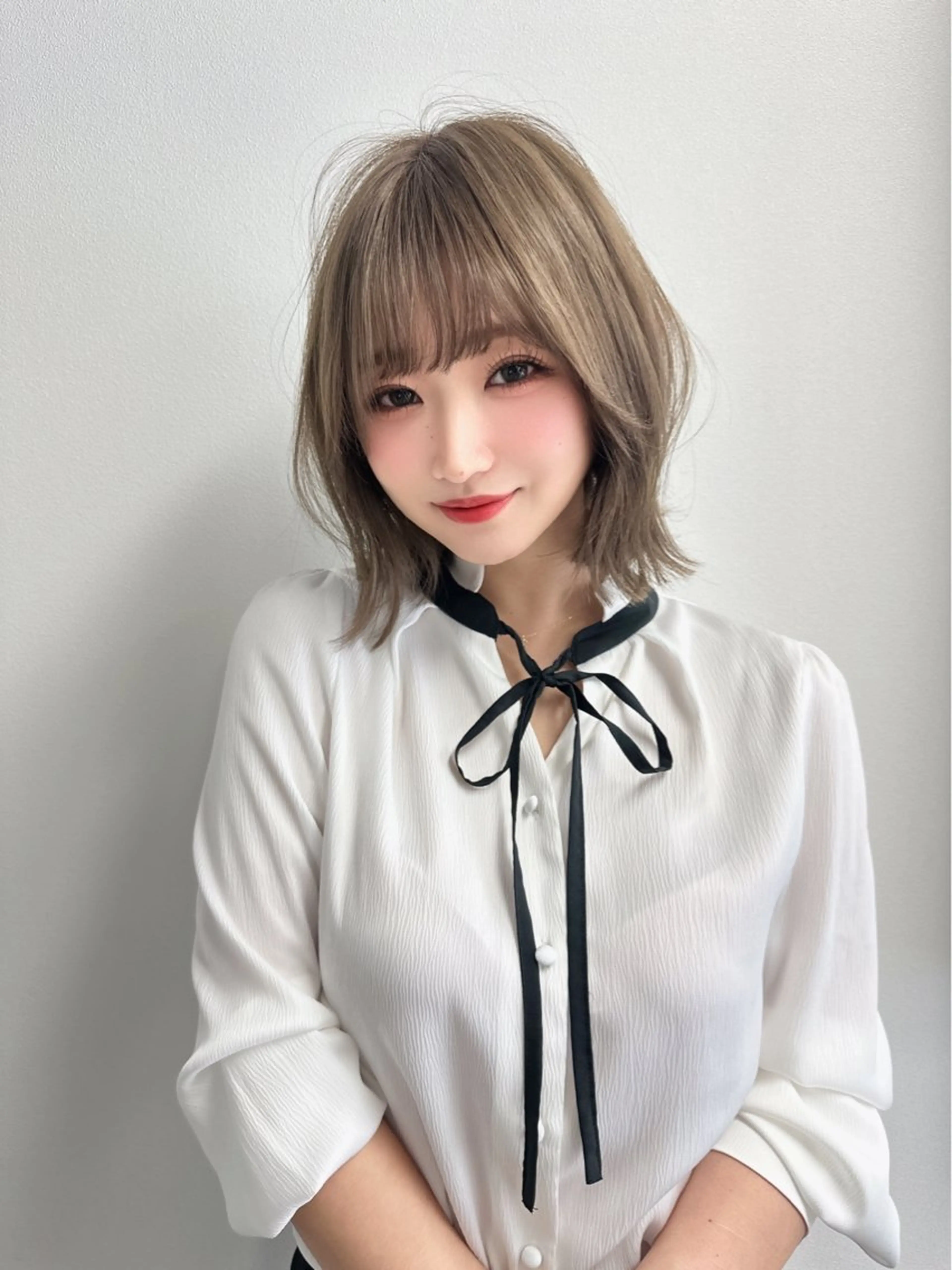 ミディアム カラー カット ヘアカラー トリートメント 脱白髪染め/ 髪質改善/ハクのヘアスタイル