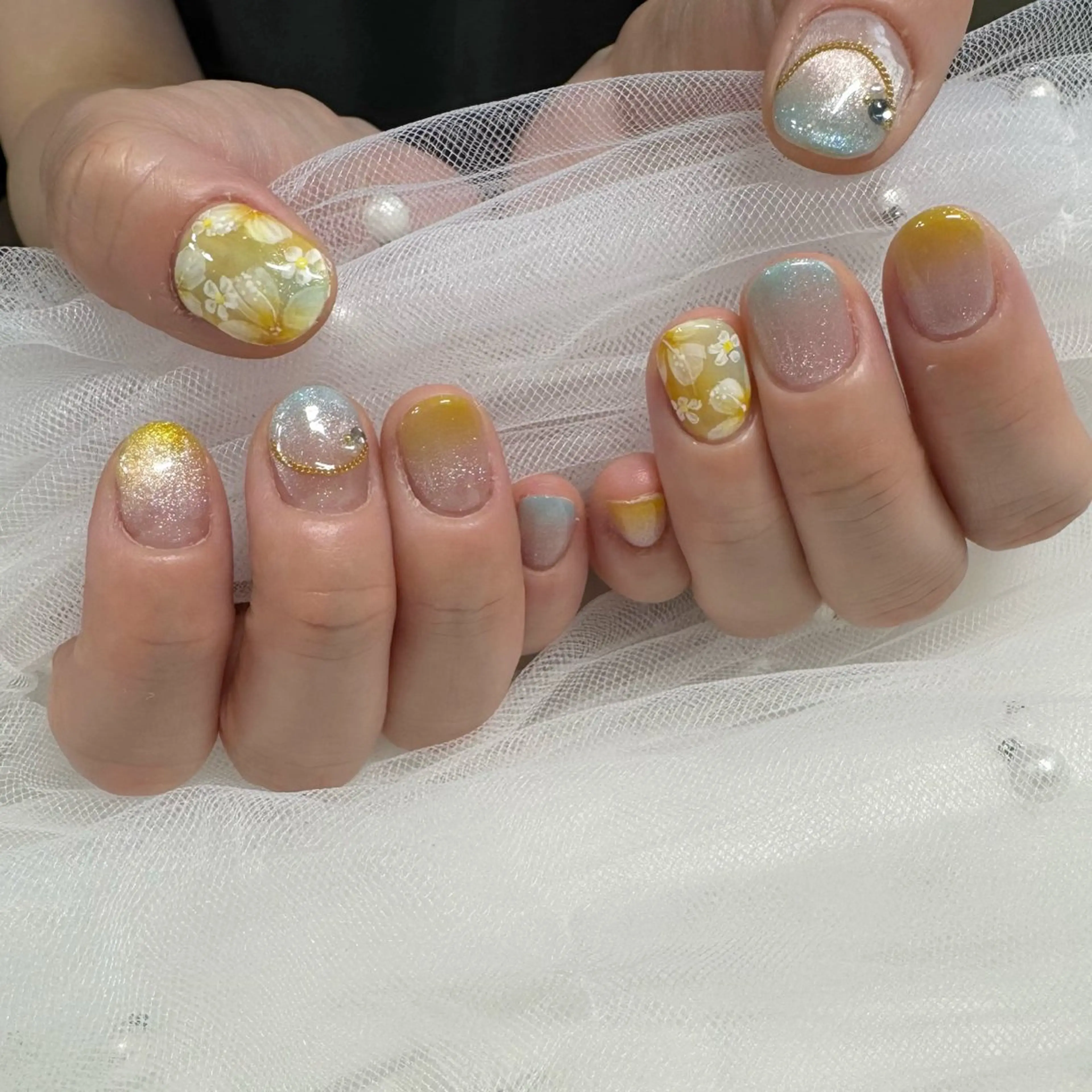 ネイル ジェルネイル 東 千夏のネイルデザイン