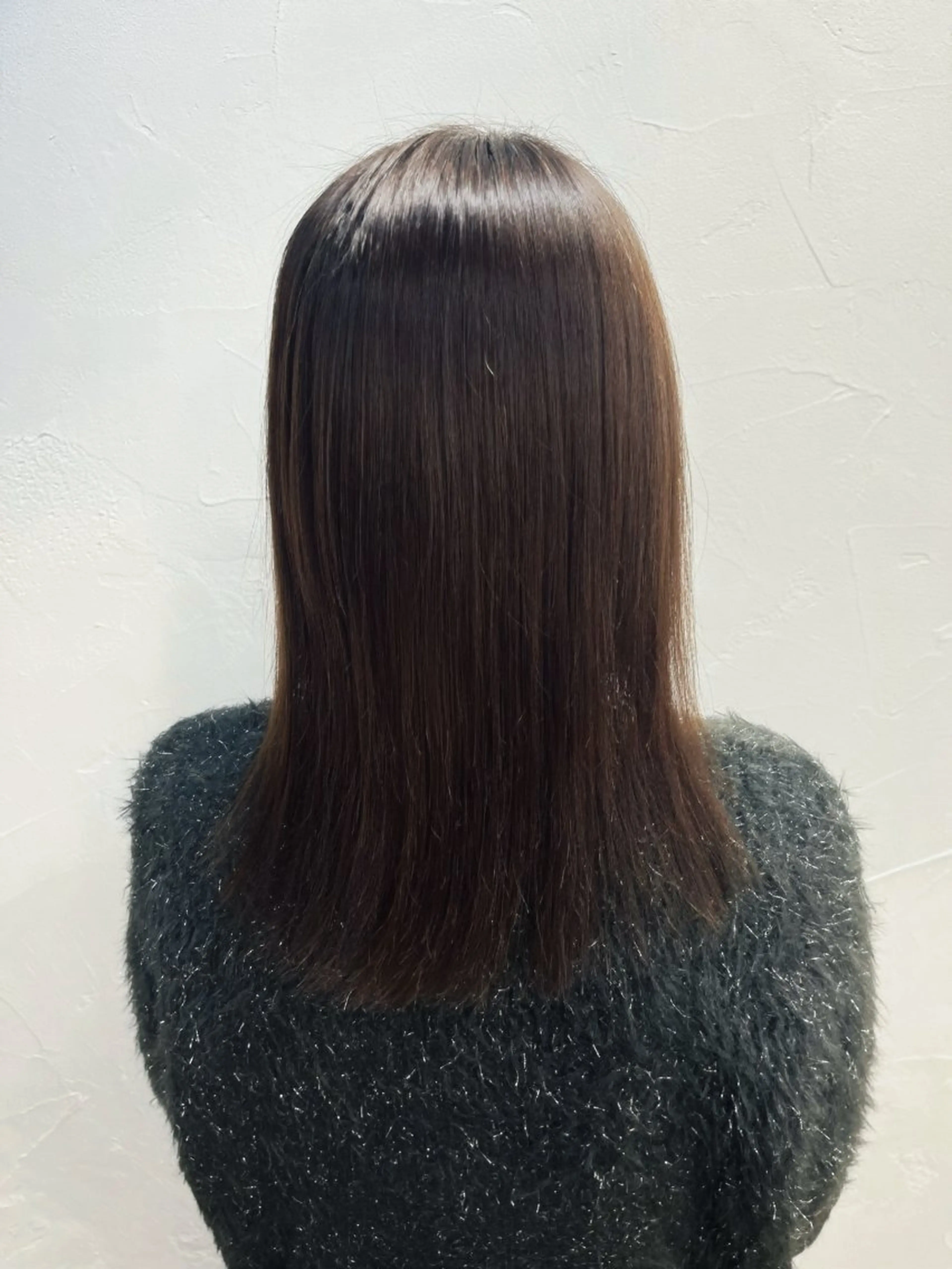 ミディアム カラー カット ヘアカラー トリートメント YUZUKI/艶カラ ー/丸みショートのヘアスタイル