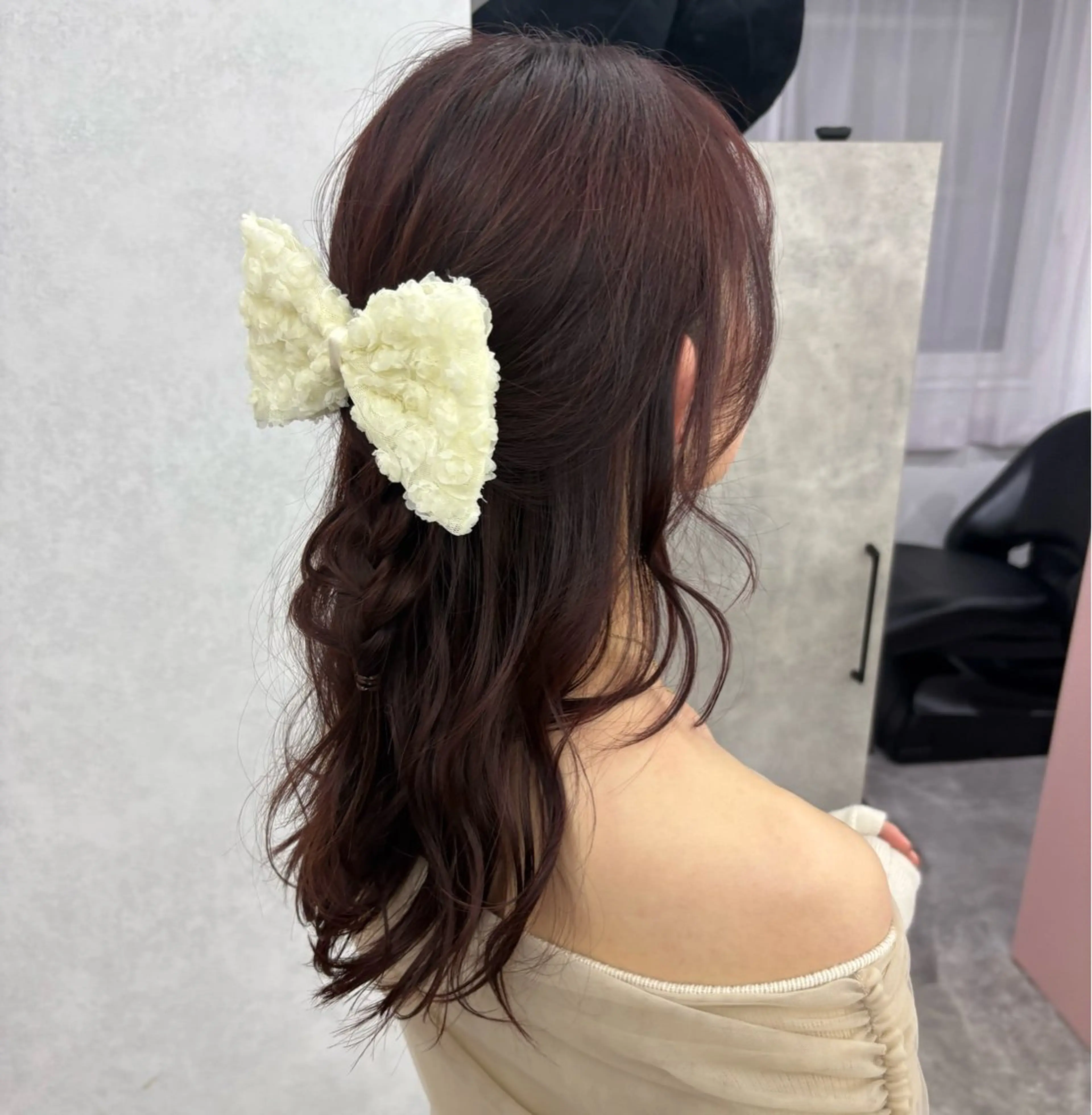 ミディアム カラー ヨ ネのヘアスタイル