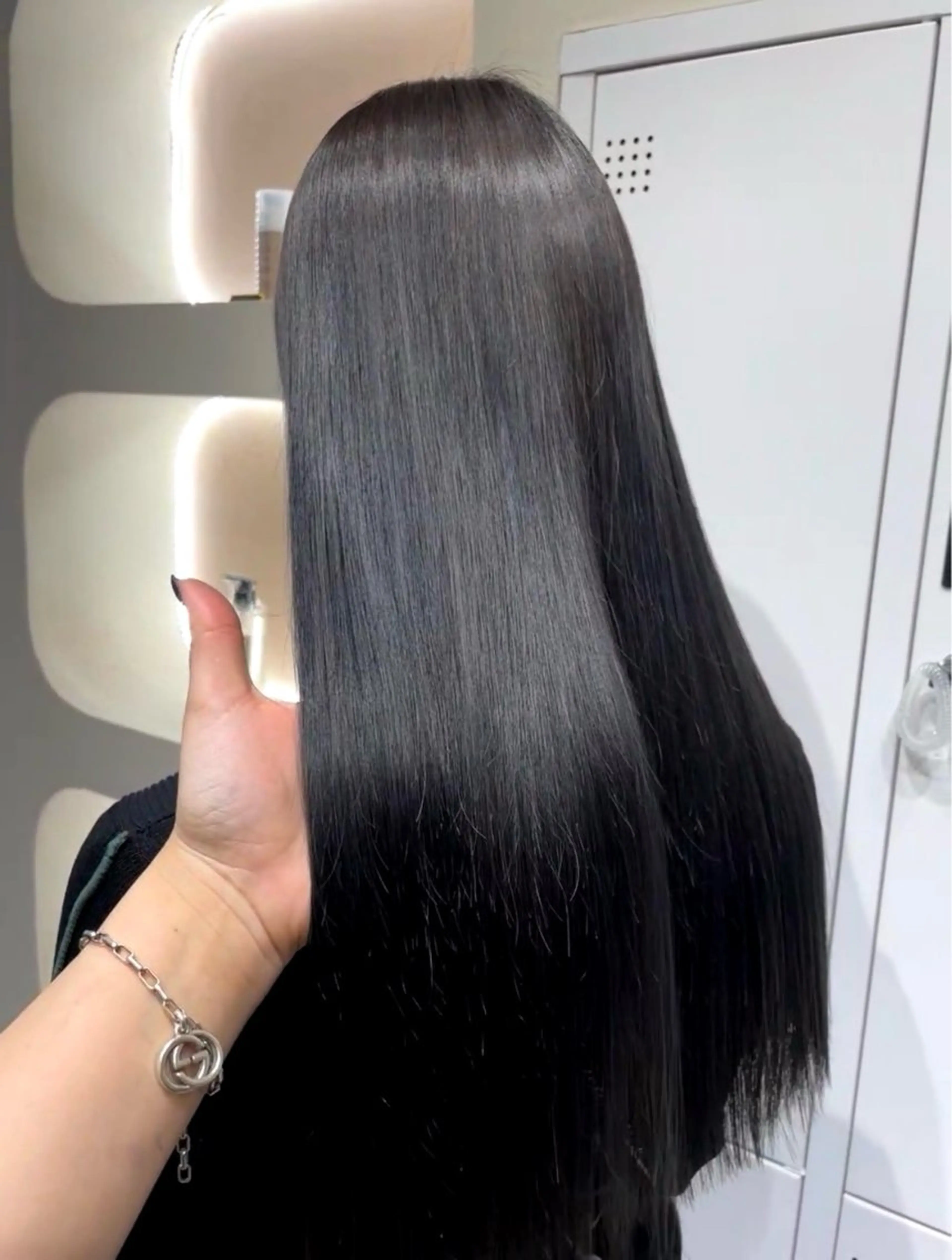 ロング カラー カット ヘアカラー トリートメント ワンホンレイヤー 福岡天神RAIRAのヘアスタイル