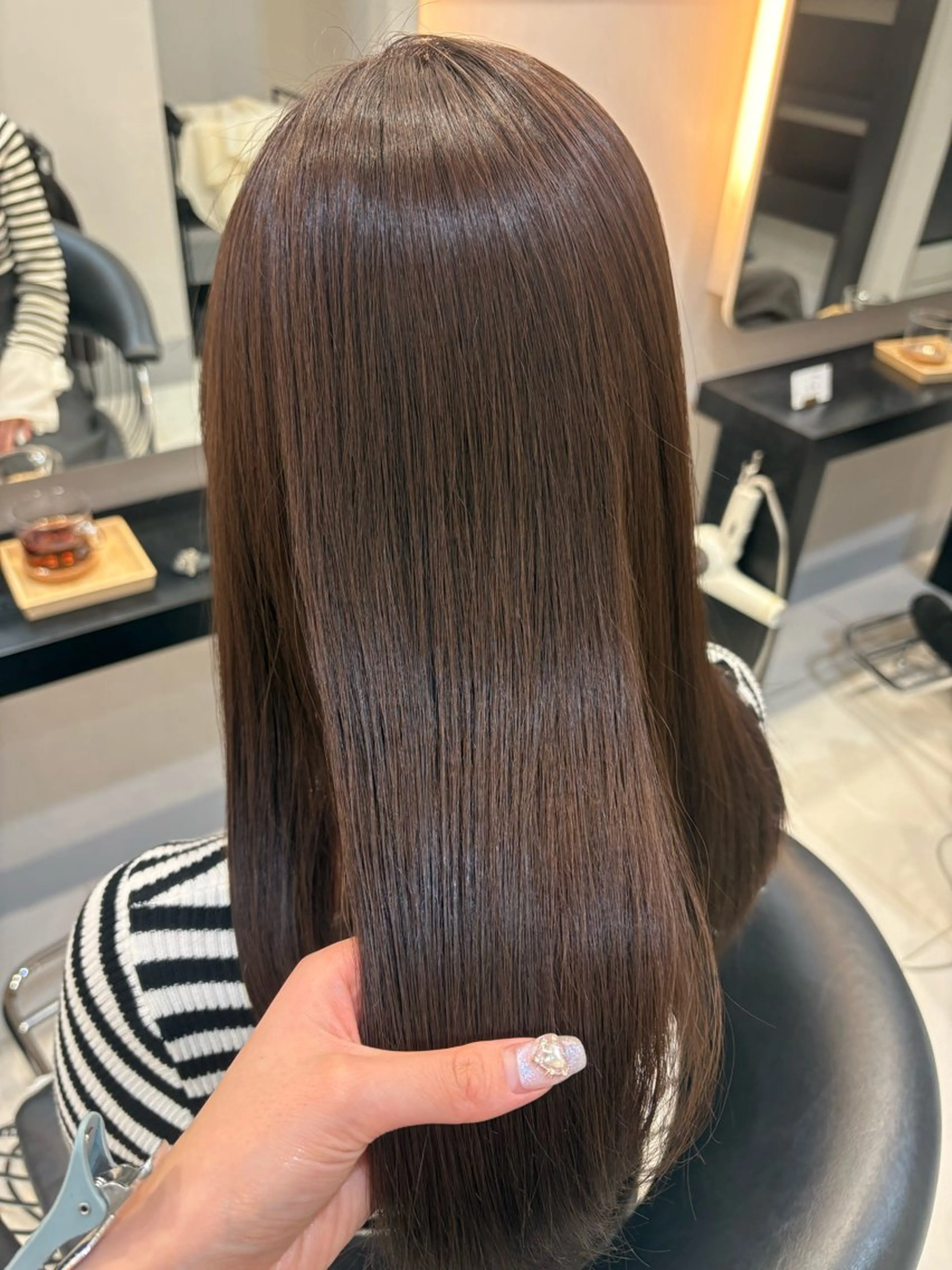 【3月限定🎀】頭皮に優しい艶カラー＋ケアトリートメント🎶の写真