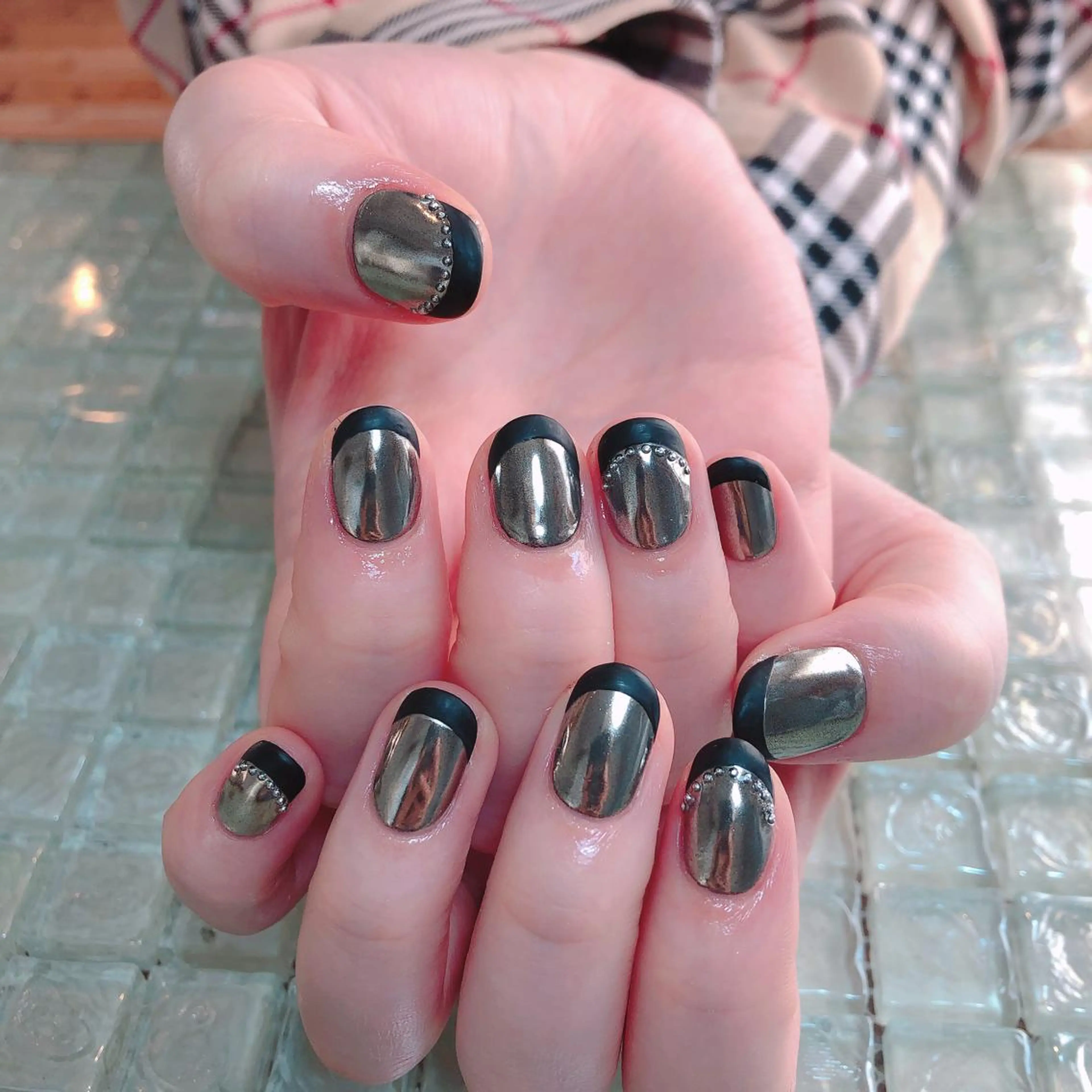 ネイル フレンチネイル ミラーネイル ハンドネイル 工藤 理恵のネイルデザイン