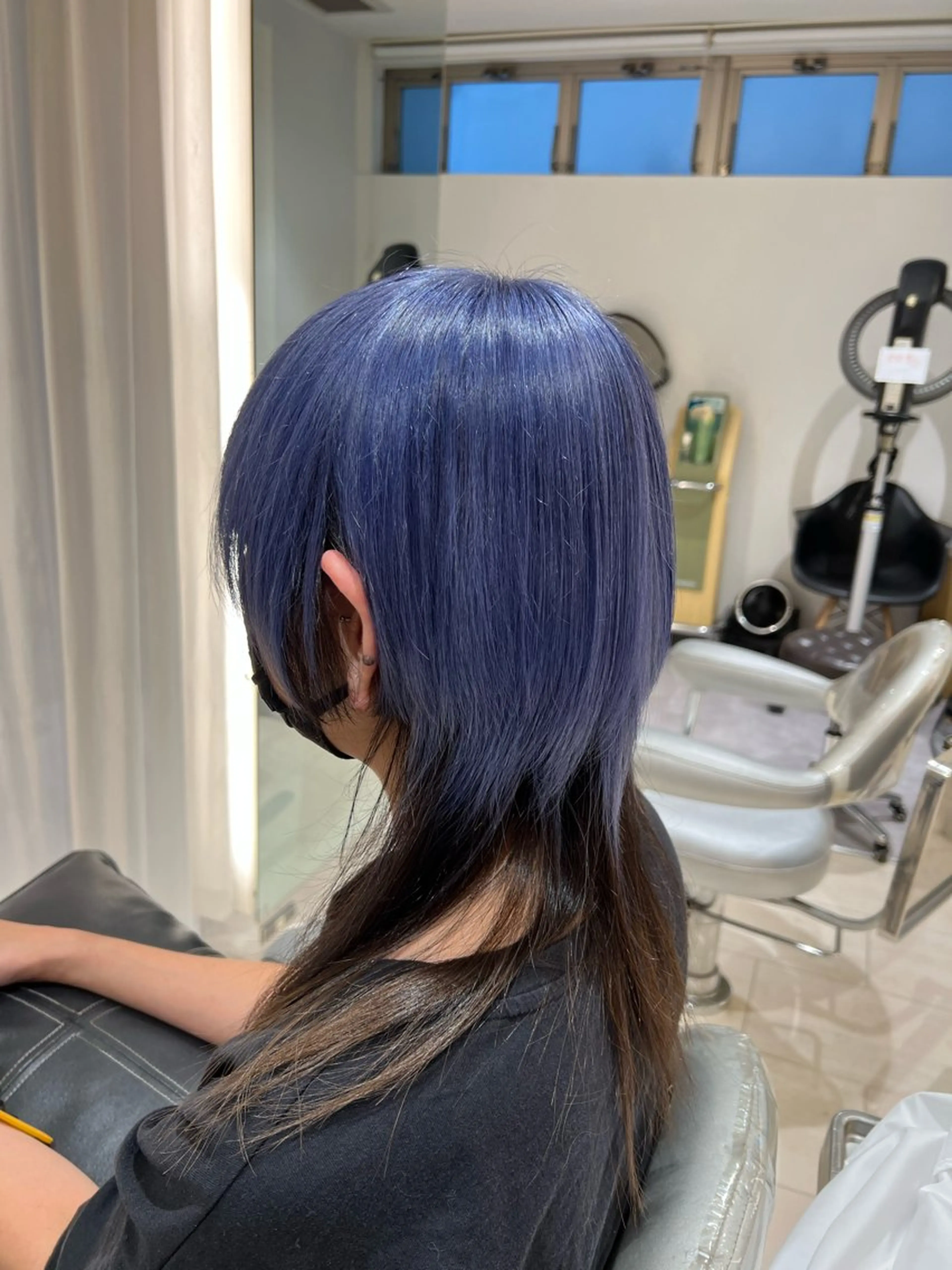 カラー 久永 菫のヘアスタイル