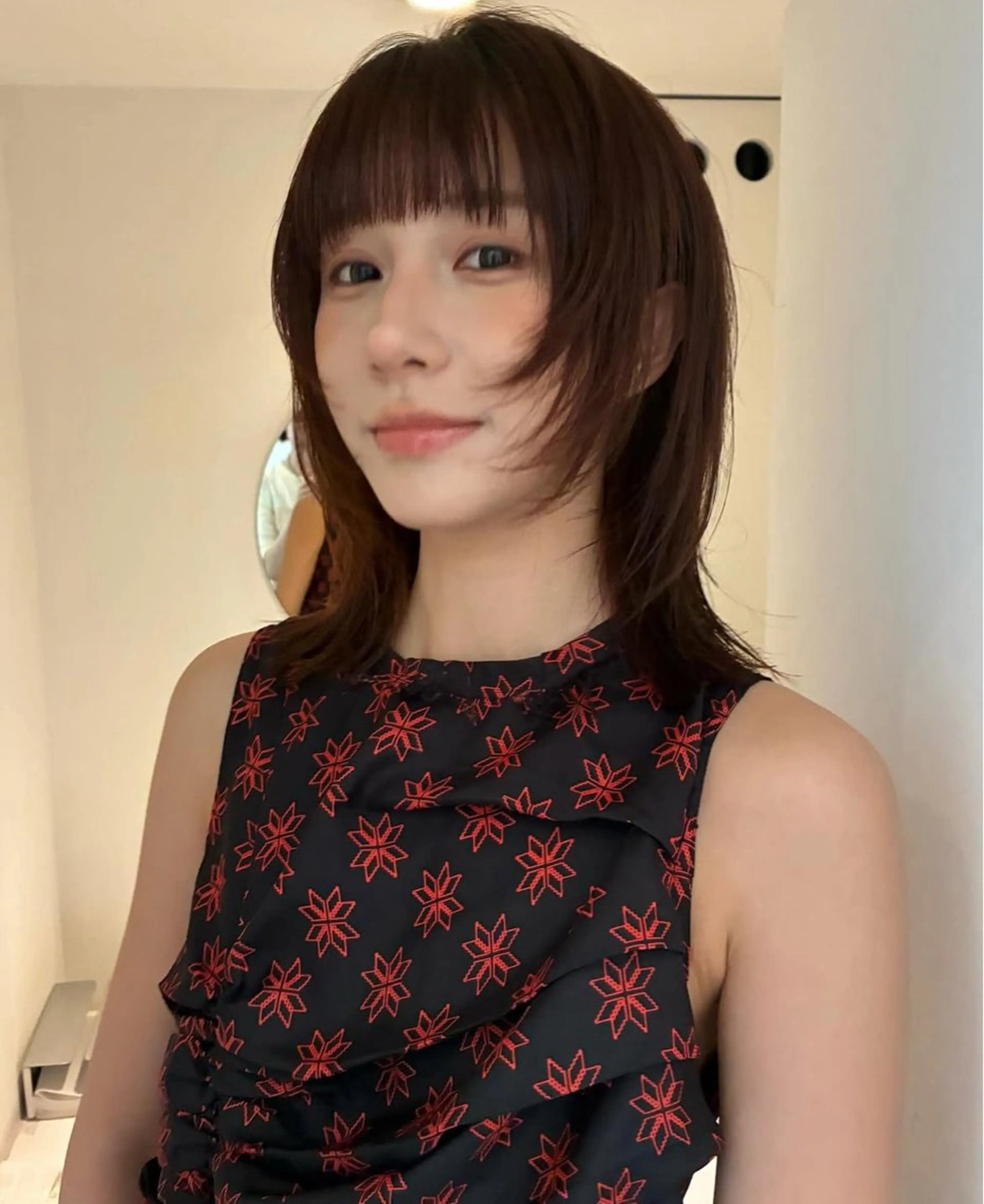 ミディアム カラー ブラウンカラー オレンジ レイヤーカット カット ヘアカラー トリートメント chiharu ボブ/レイヤーのヘアスタイル