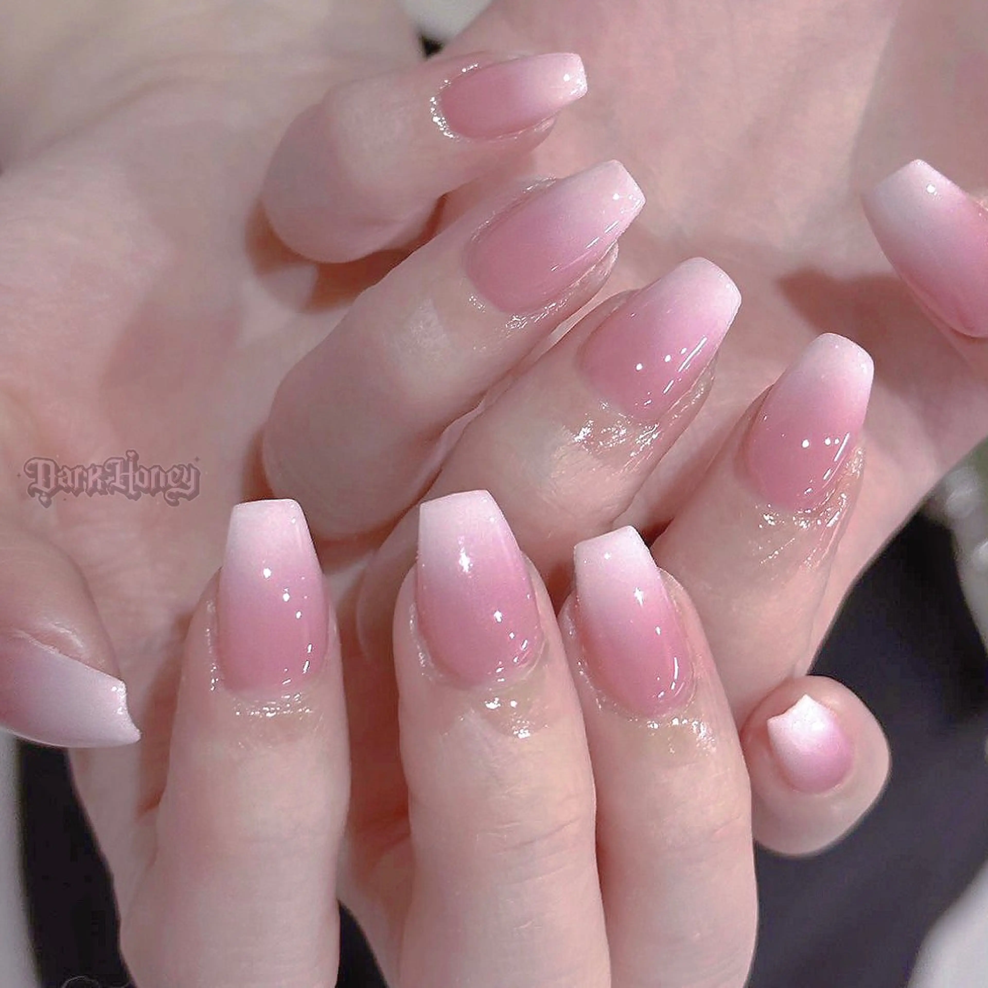 ネイル ハンドネイル Dark honey スカルプ専門原宿店のネイルデザイン