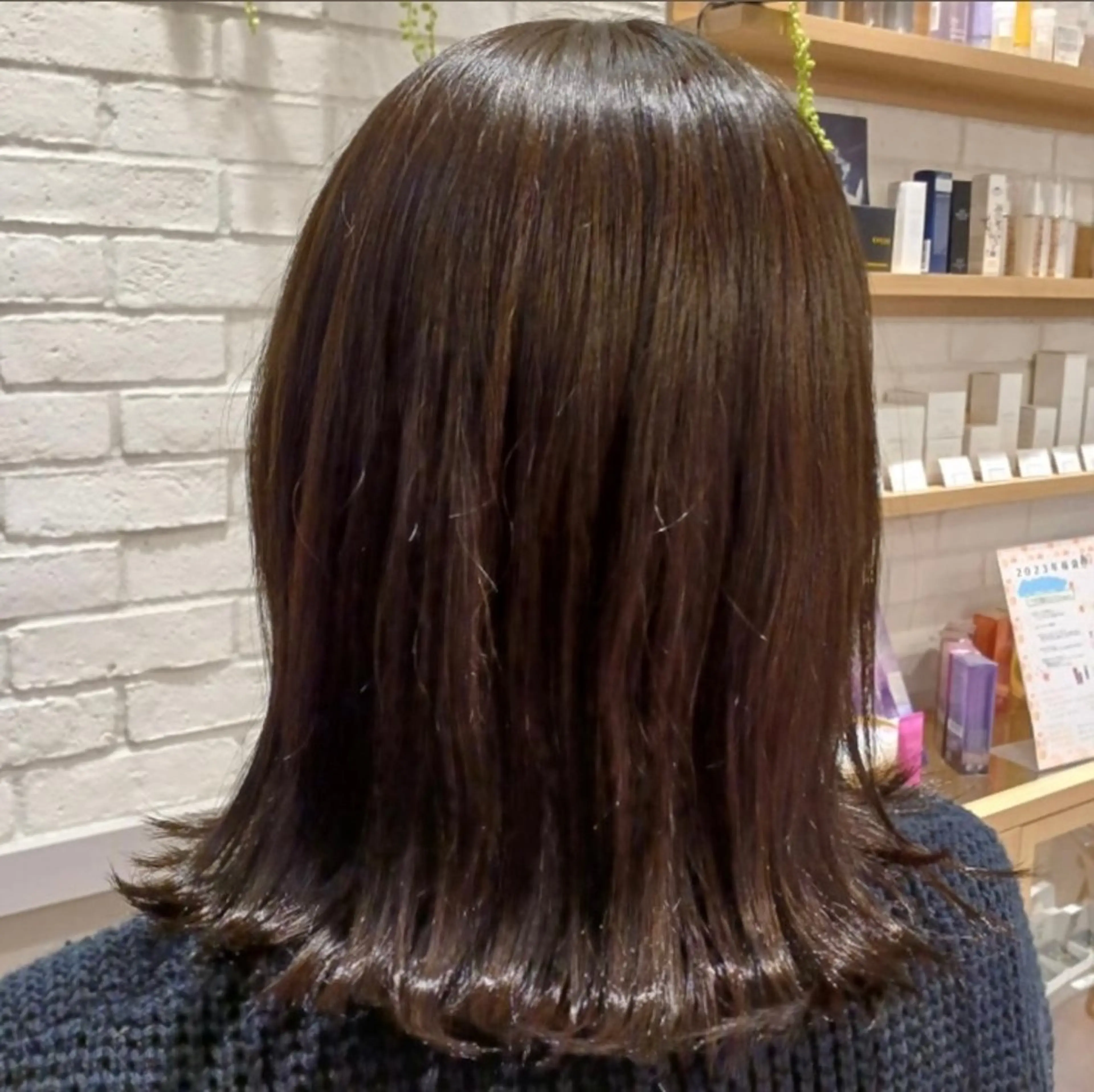 ミディアム カラー 艶カラー3850 まいのヘアスタイル