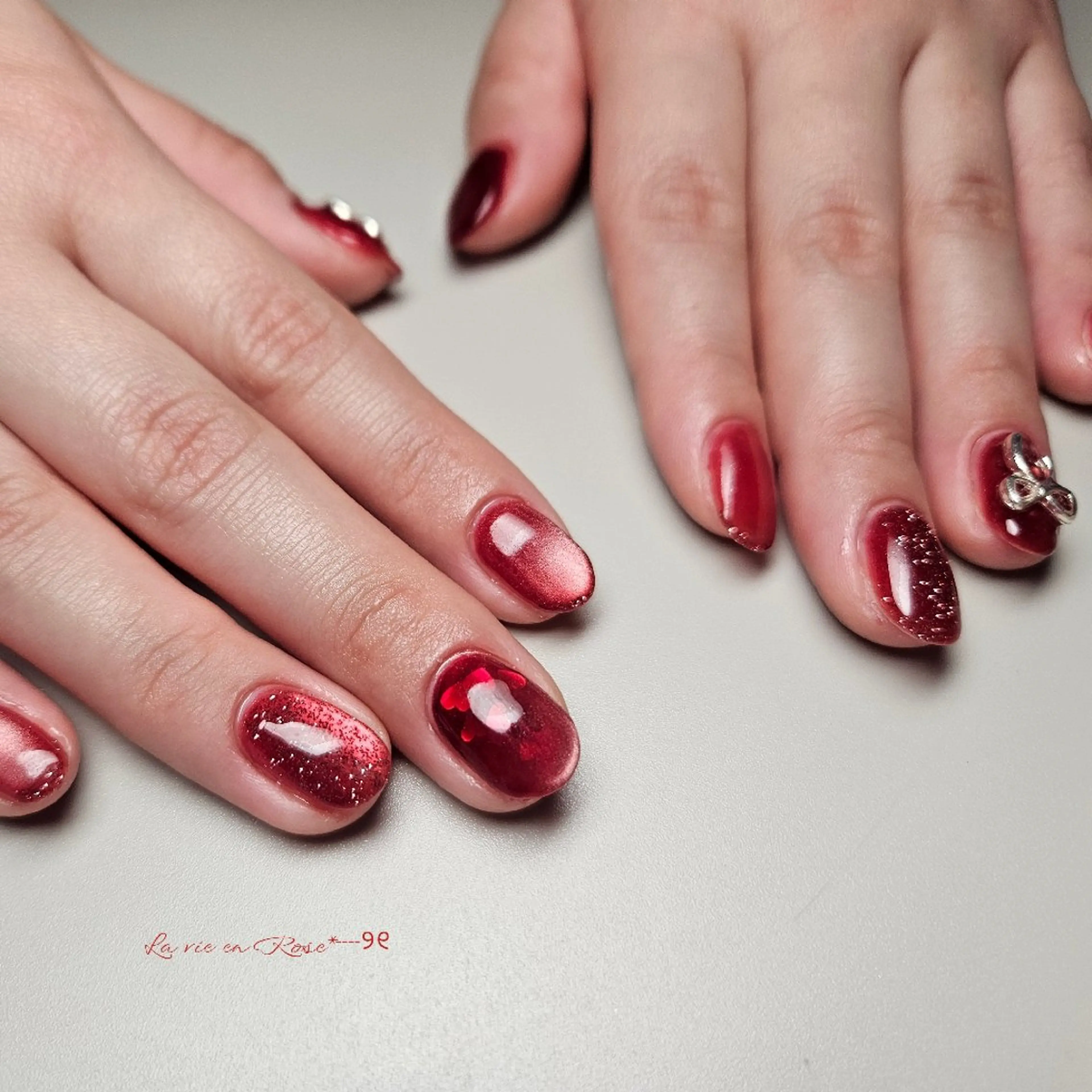 ネイル ハート ホログラムネイル ラヴィアン ローズのネイルデザイン