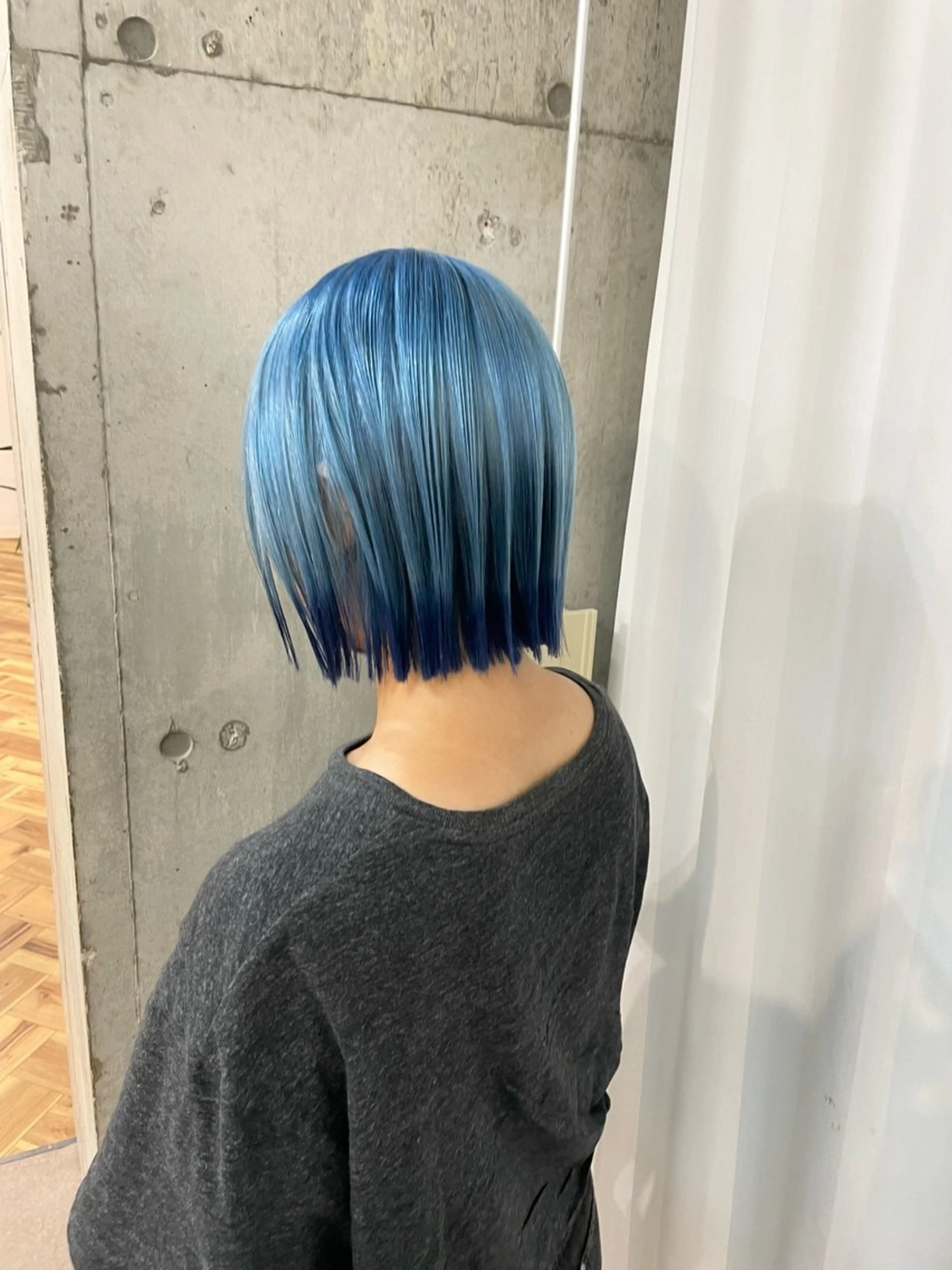 ミディアム 有人/バレイヤージュ /シャドールーツのヘアスタイル