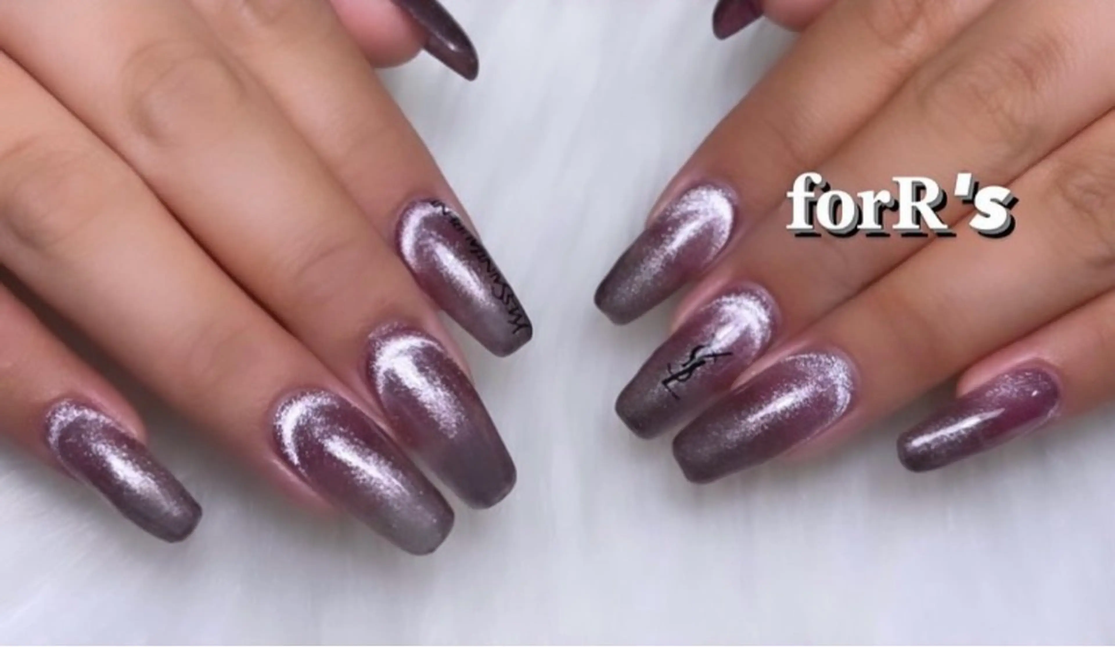 セミロング forR's AIKAのネイルデザイン