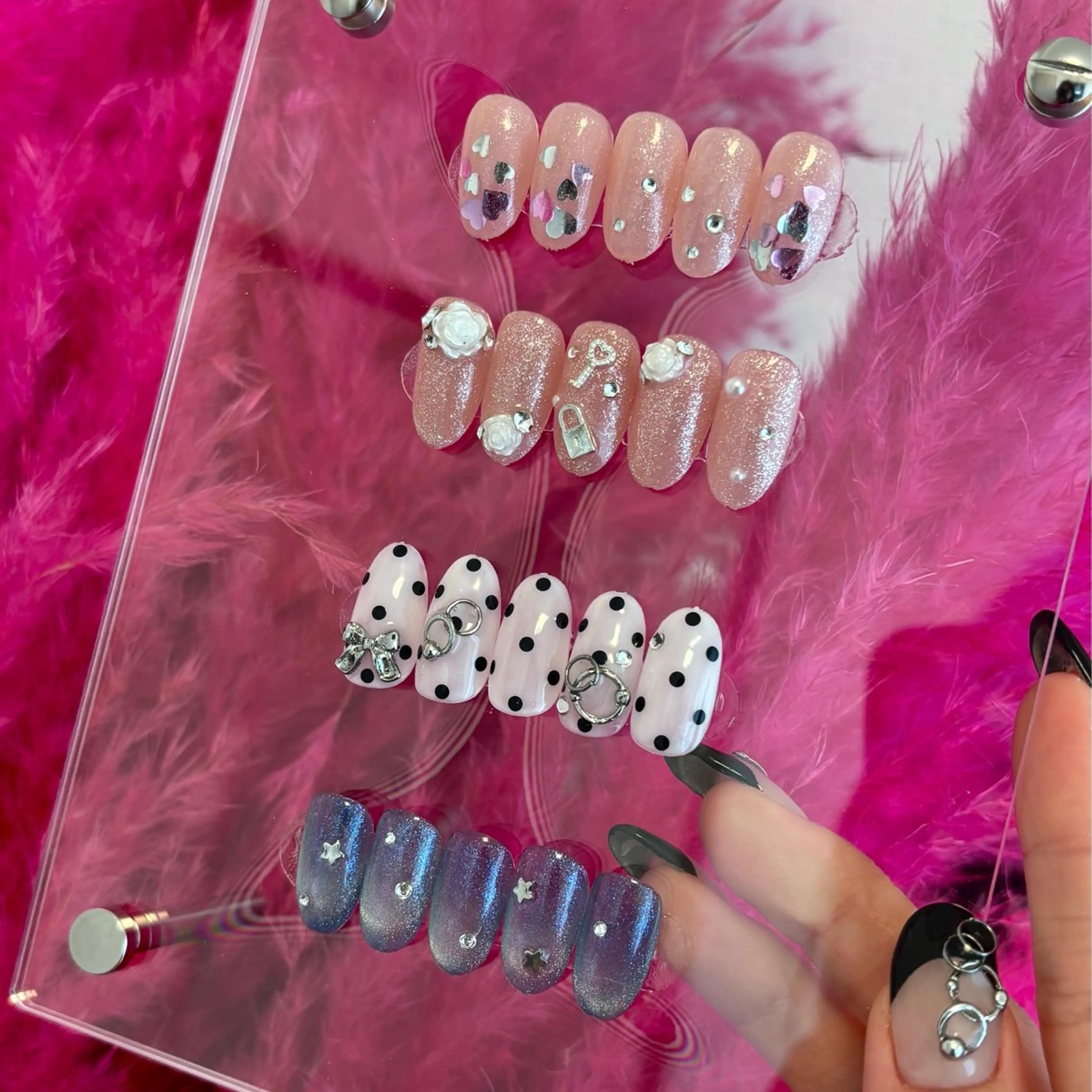 お得なワンホンネイルメニュー(オフあり)の写真