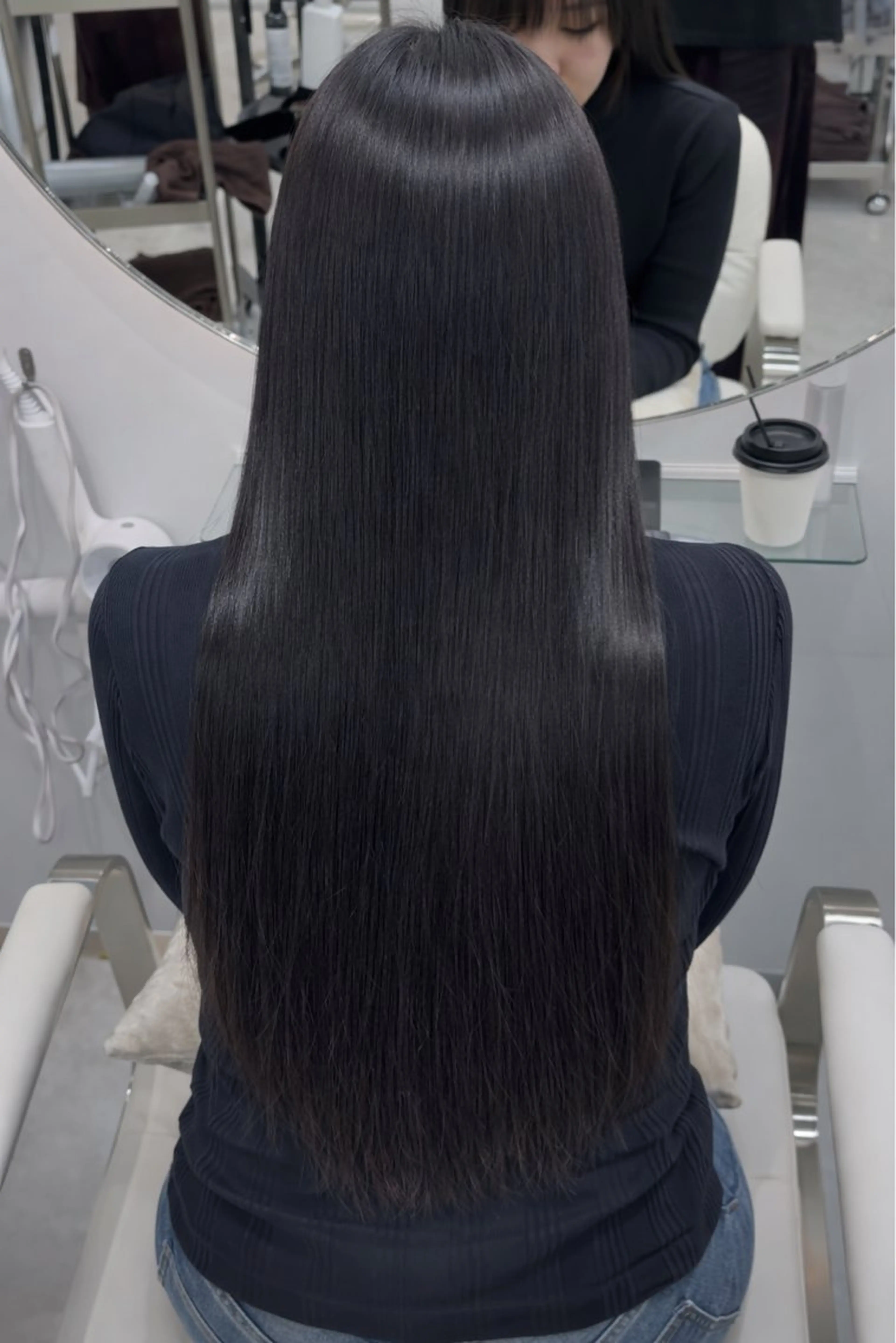 セミロング 縮毛矯正 トリートメント 美髪縮毛矯正／ツヤ 髪カラー🫧つばさのヘアスタイル