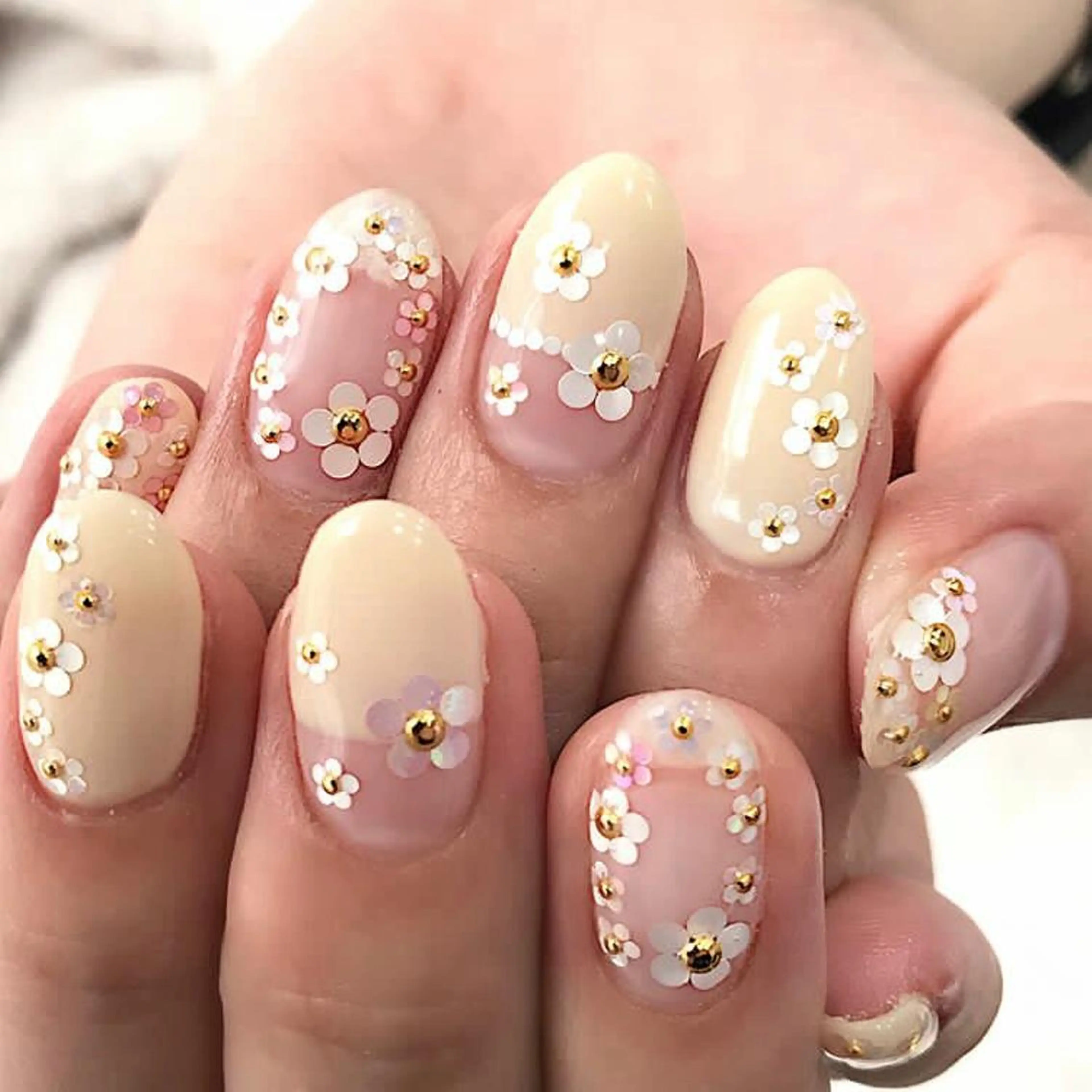 ネイル 渋谷ビュレネイル Kaoruのネイルデザイン