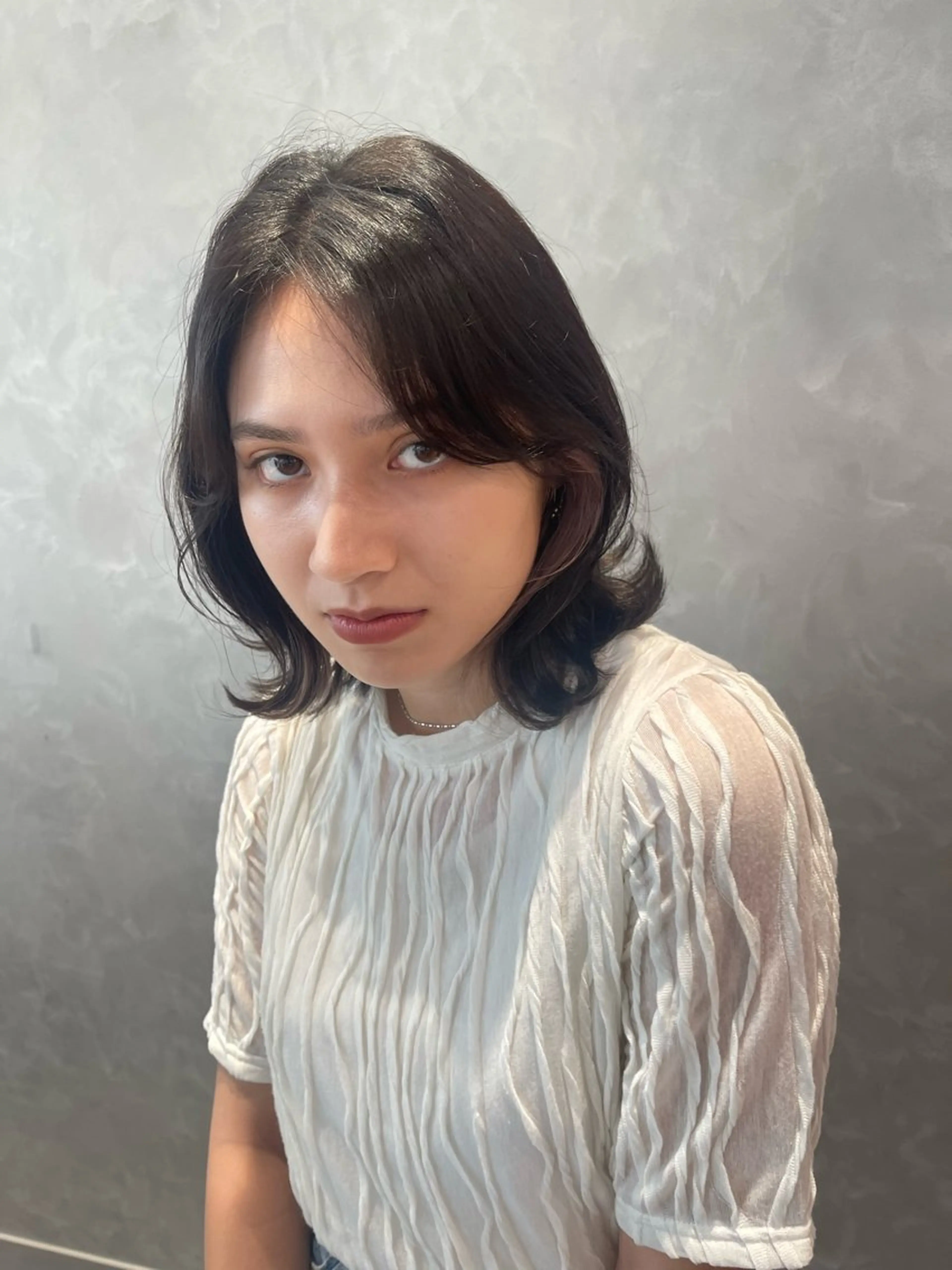 ショート カラー 赤みゼロベージュ 🤎MISAKIのヘアスタイル