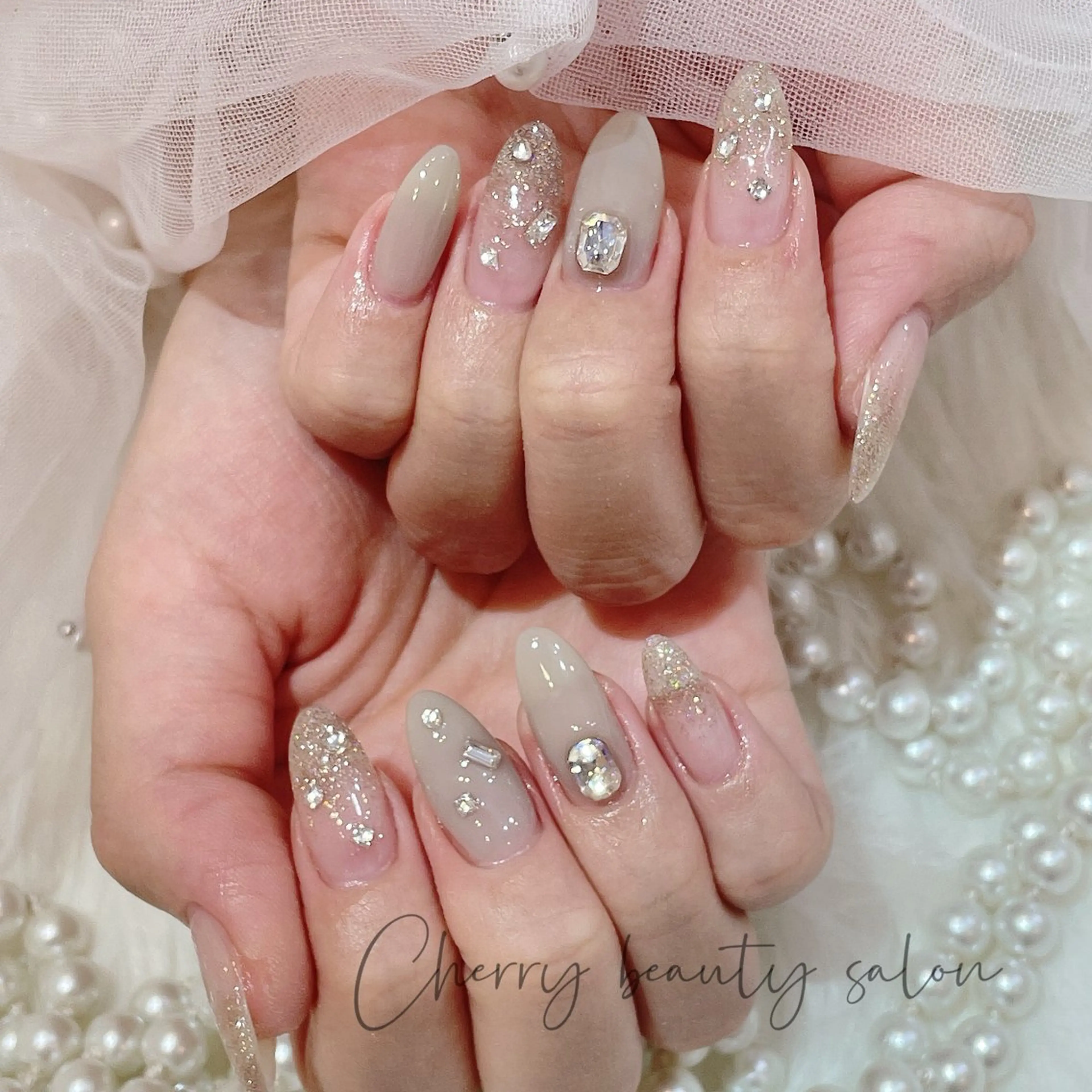 ネイル アートネイル ジェルネイル キラキラネイル 韓国ネイル SAKURA 🍒のネイルデザイン