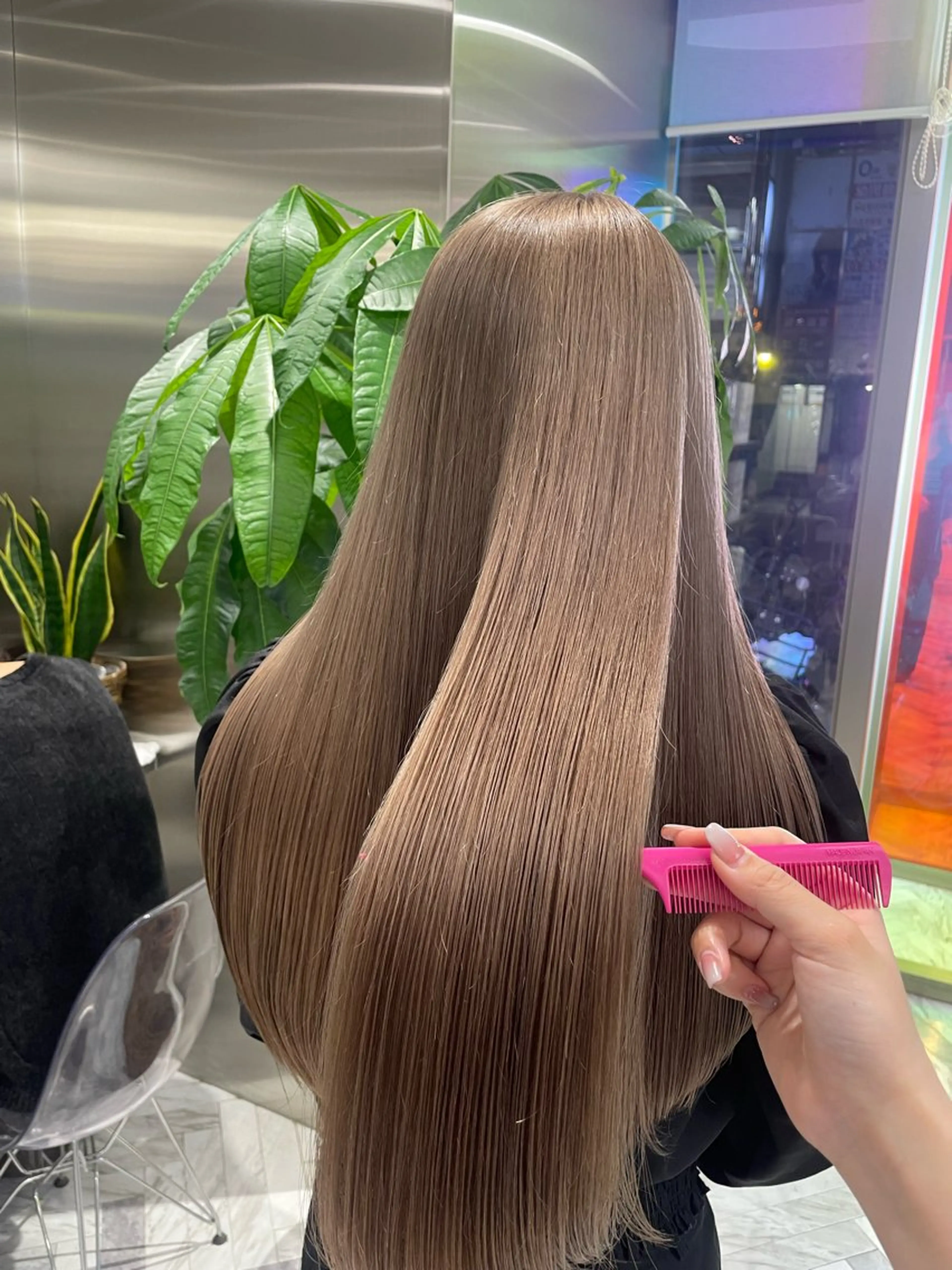 ロング ロングレイヤー 顔まわりレイヤー 顔周りカット 髪質改善 レイヤーカット ARISA︎ ハイトーン/メンズCのヘアスタイル