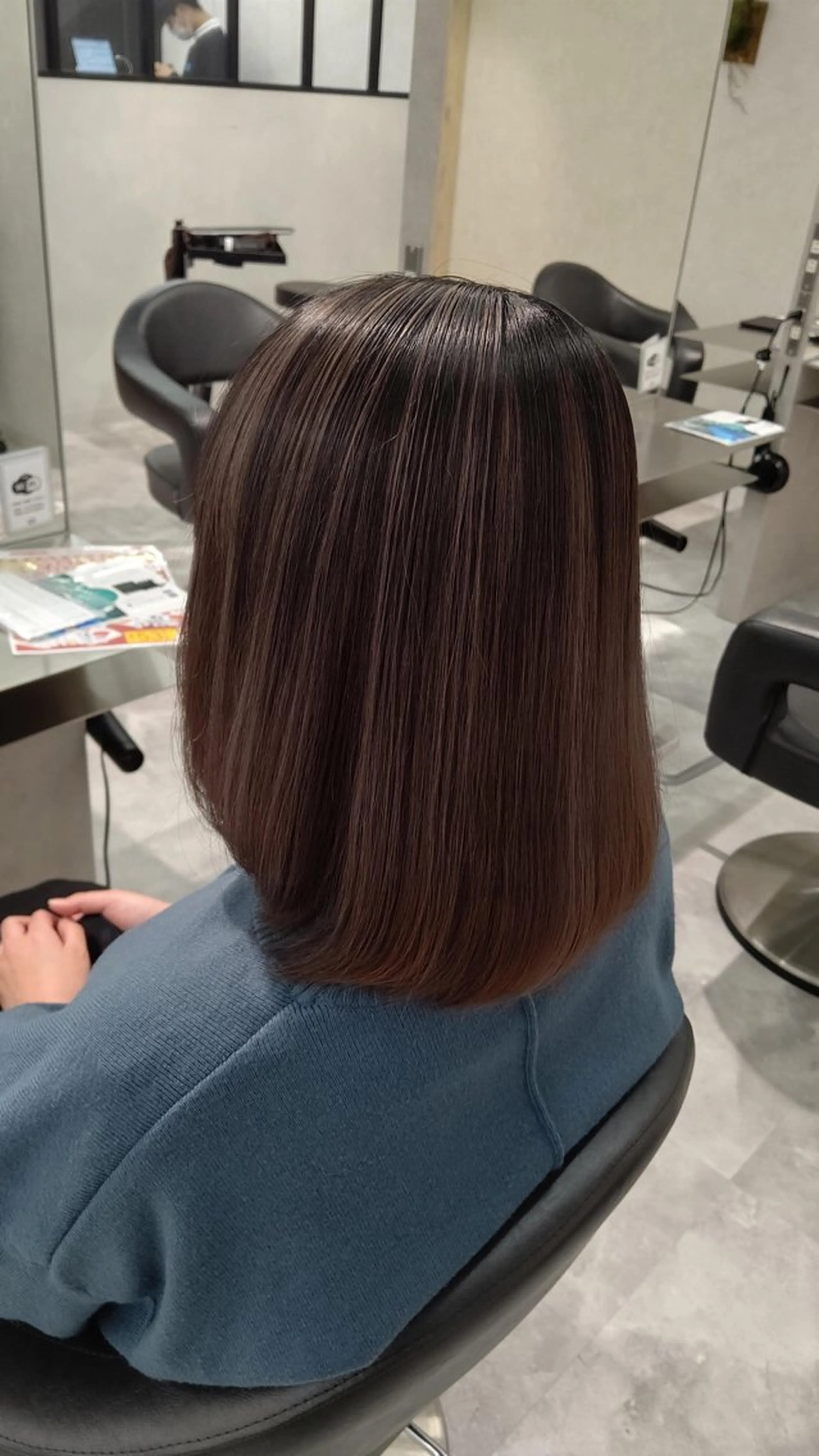 セミロング hair&make earth元住吉店所属・滝沢 英昭のヘアスタイル