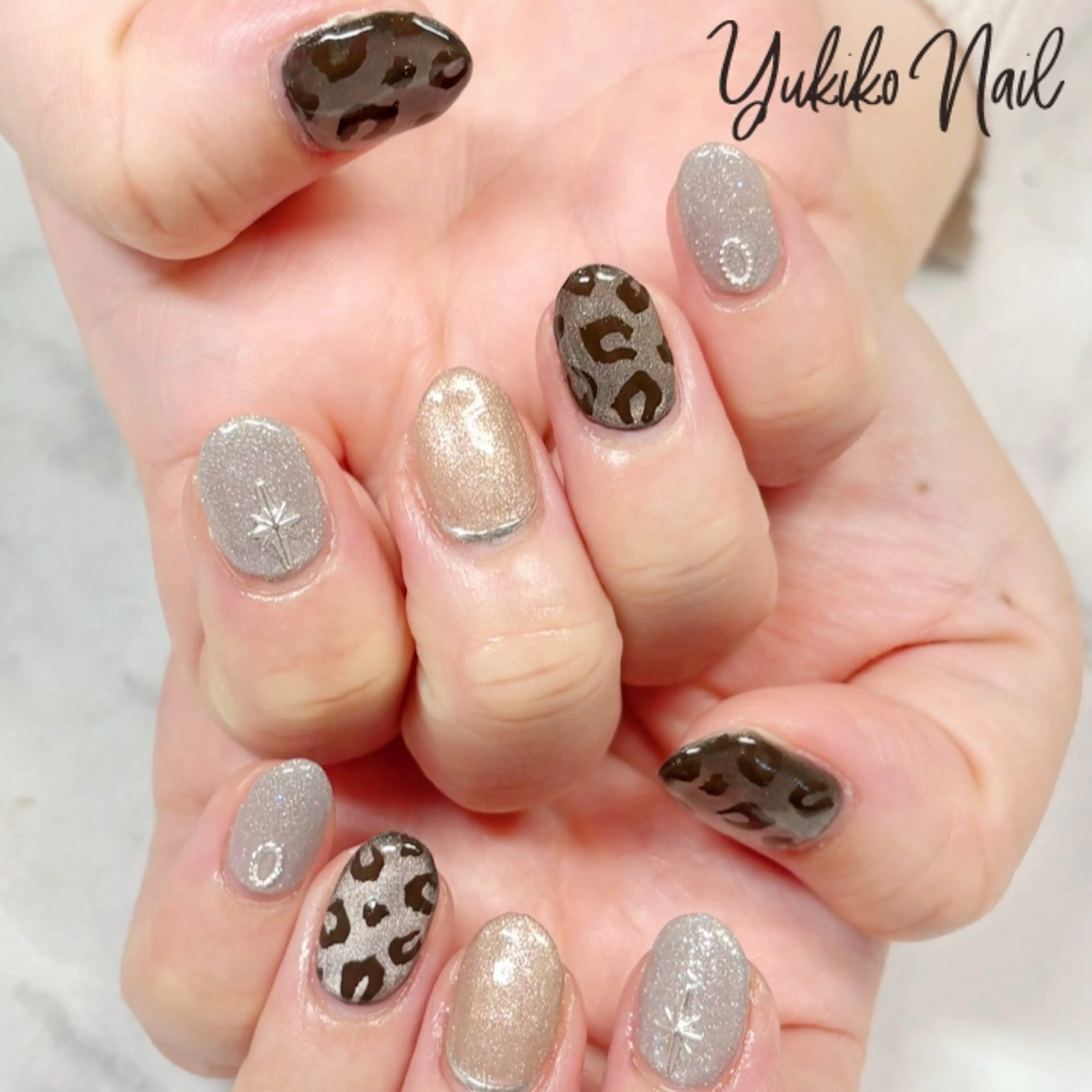 ネイル アニマル柄 マグネットネイル ハンドネイル ユキコ ネイルのネイルデザイン