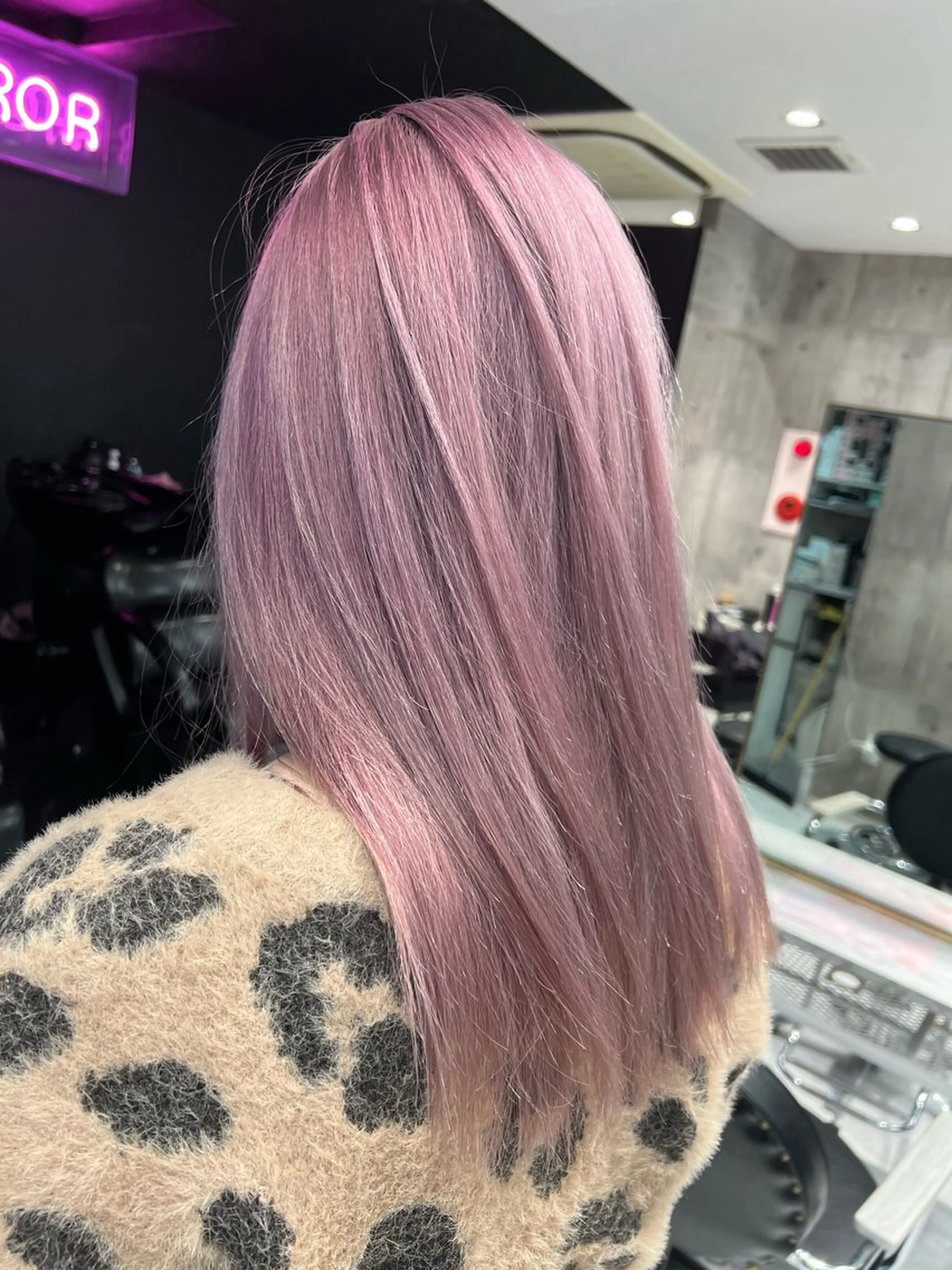 カラー デザインカラー MIKU🦋のヘアスタイル